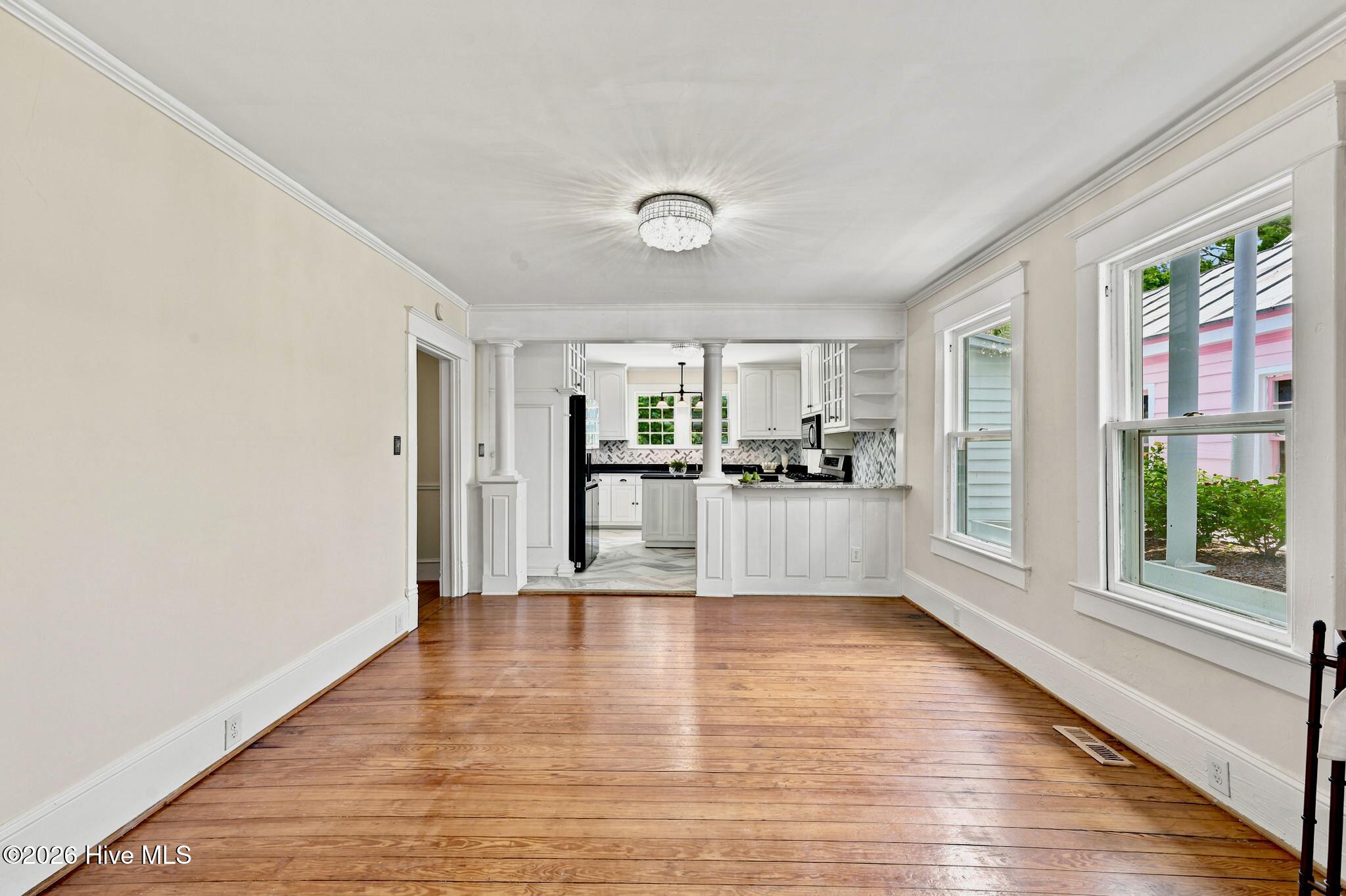 501 New Street Property Photo 16