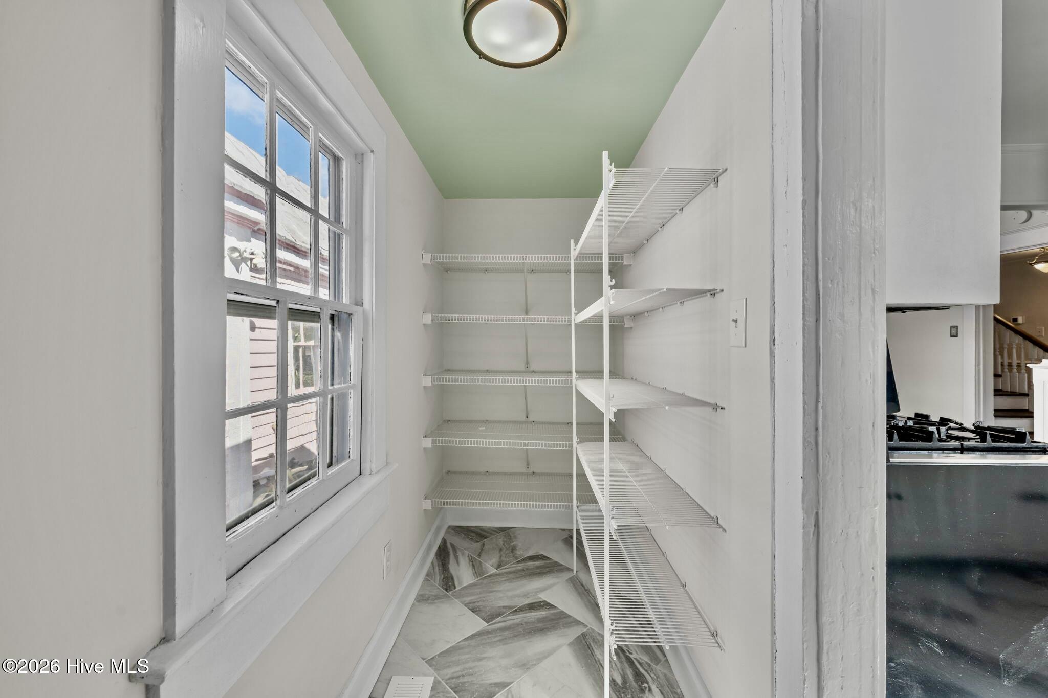 501 New Street Property Photo 22