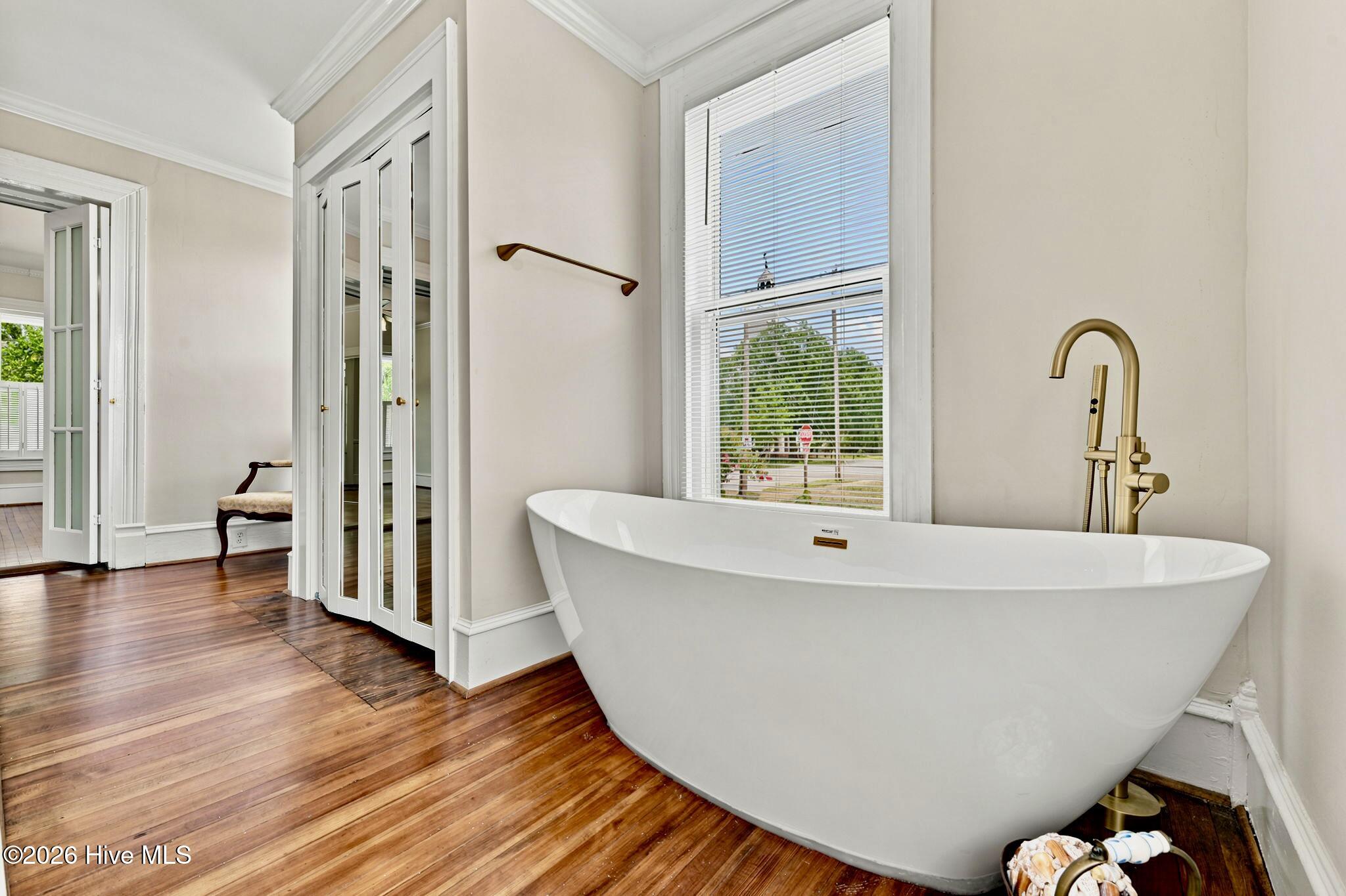 501 New Street Property Photo 26