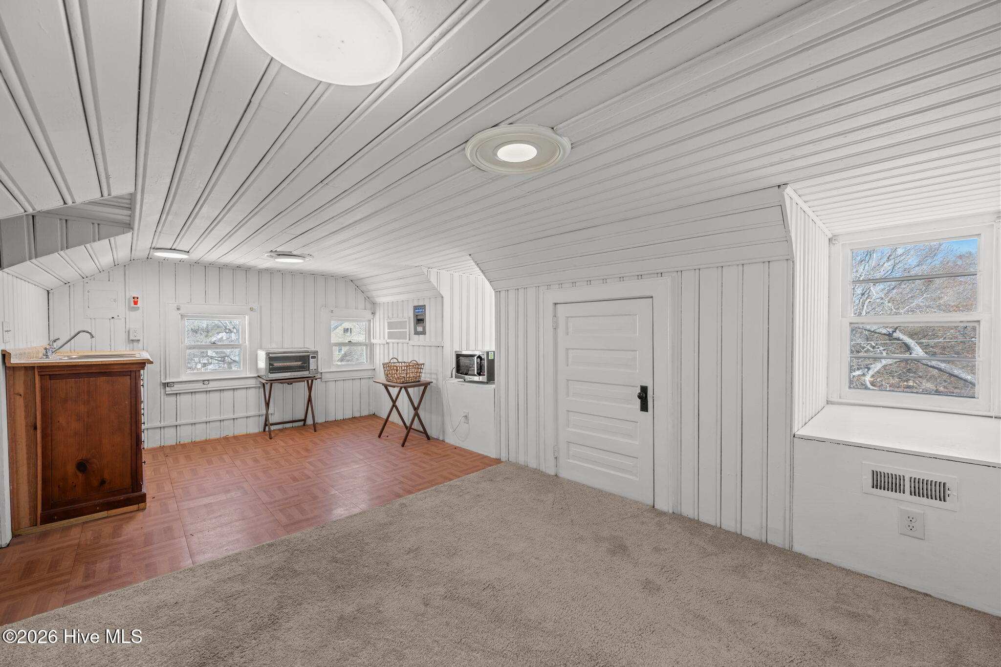 501 New Street Property Photo 46