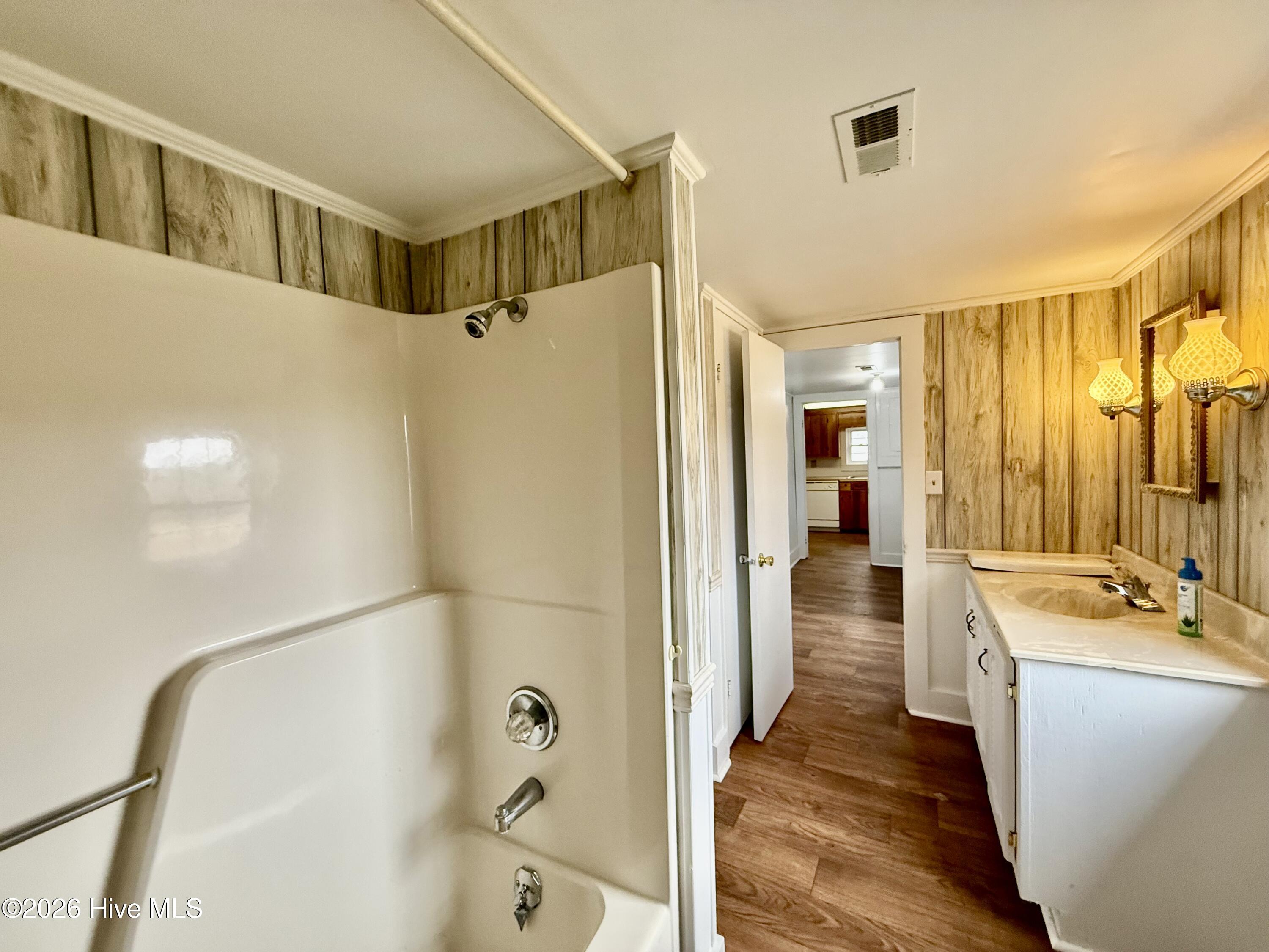 4549 Loop Road Property Photo 12