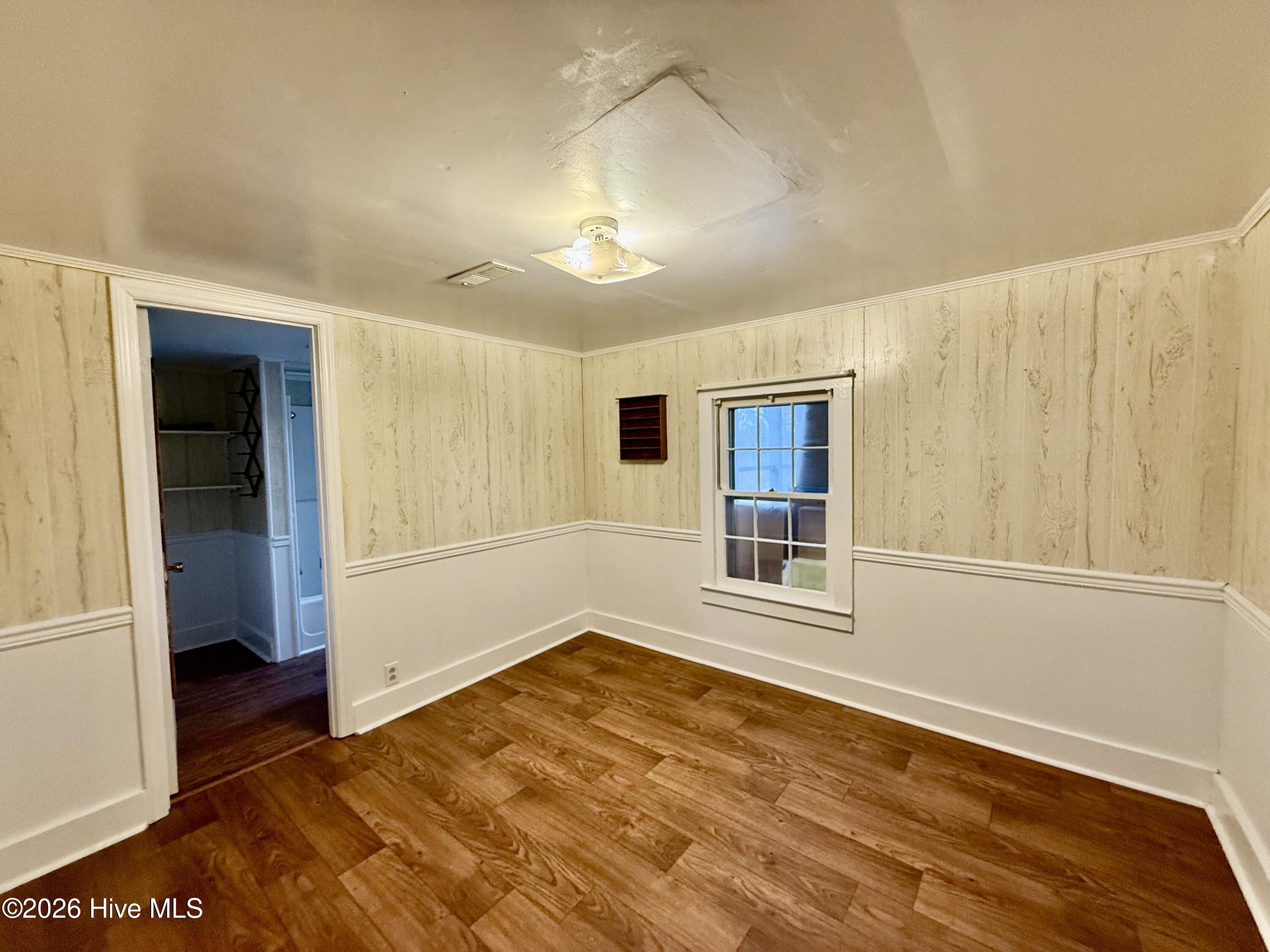 4549 Loop Road Property Photo 20