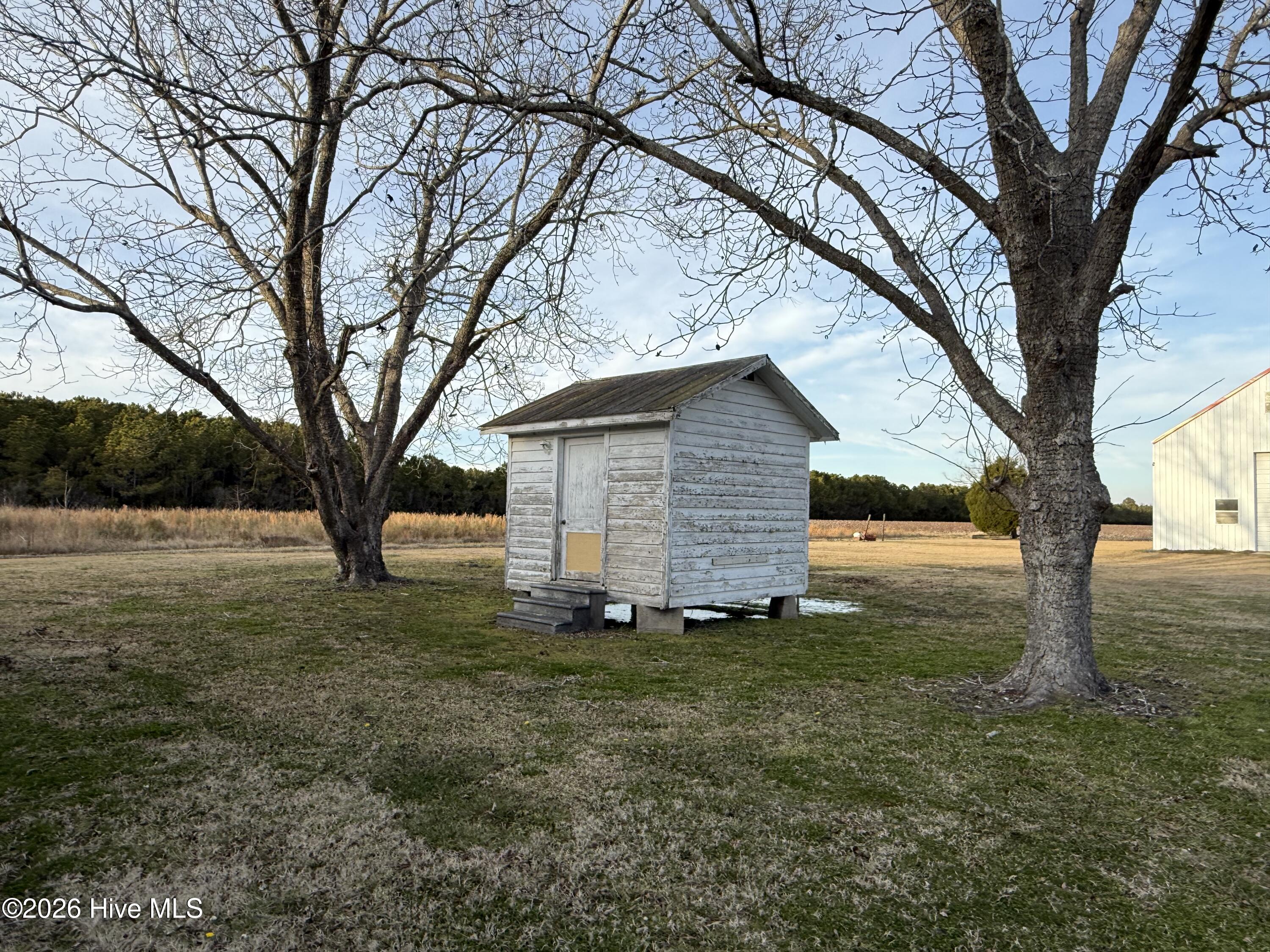 4549 Loop Road Property Photo 26