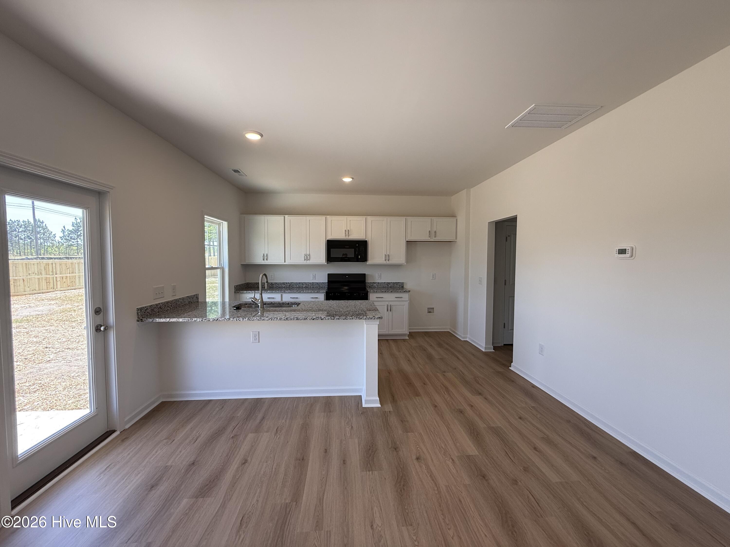501 Bartley Street Property Photo 6