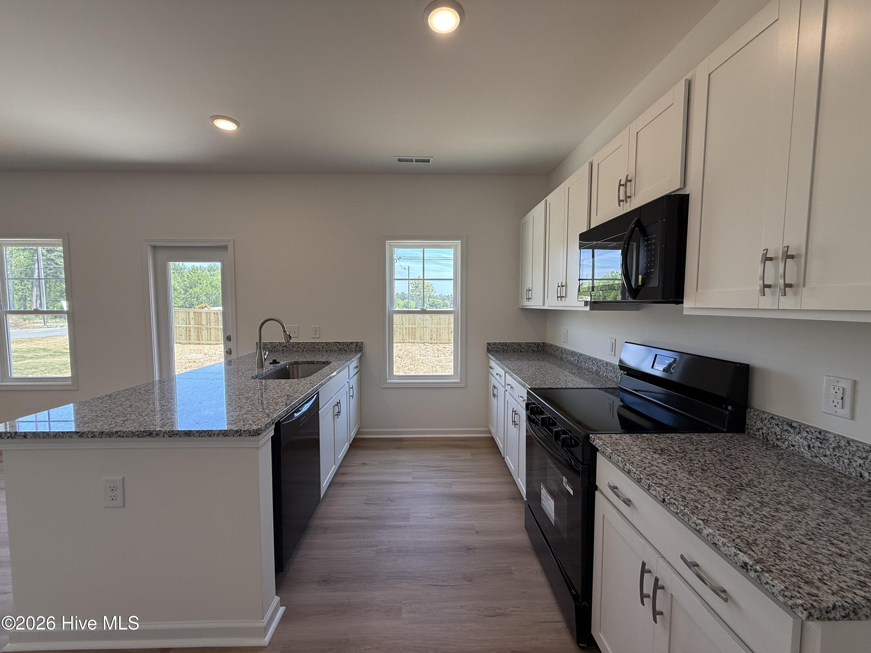 501 Bartley Street Property Photo 7