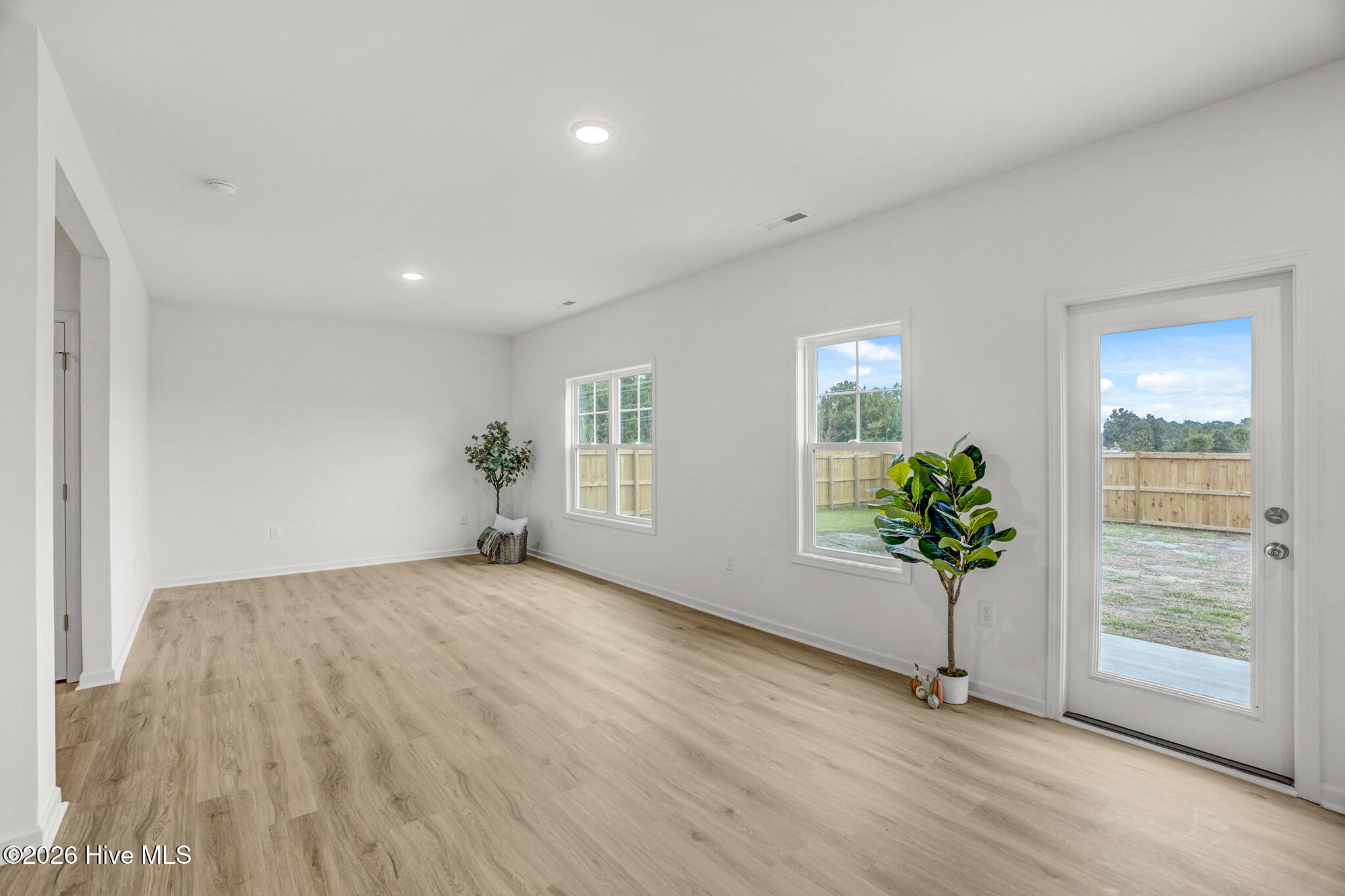 501 Bartley Street Property Photo 14