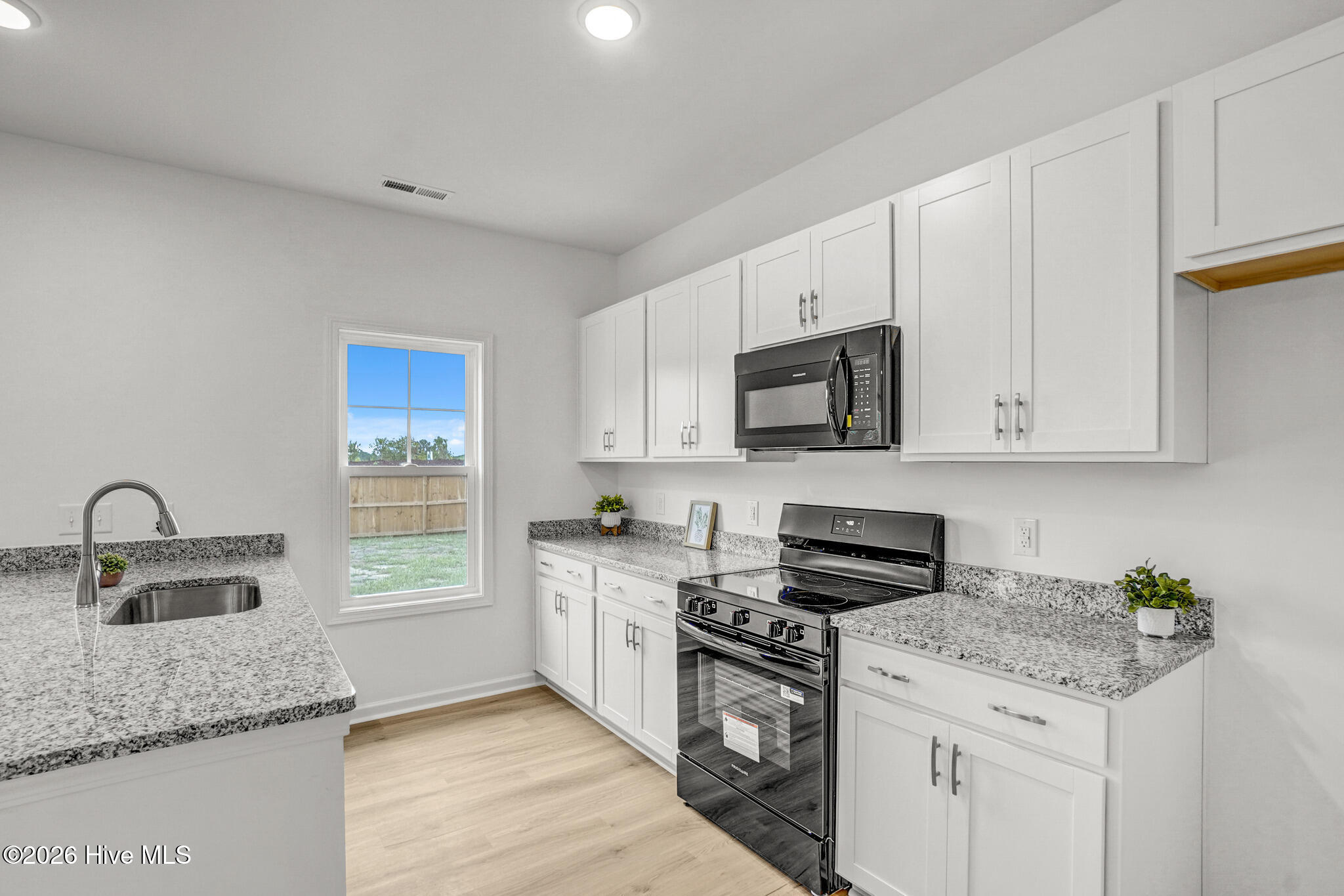 501 Bartley Street Property Photo 18