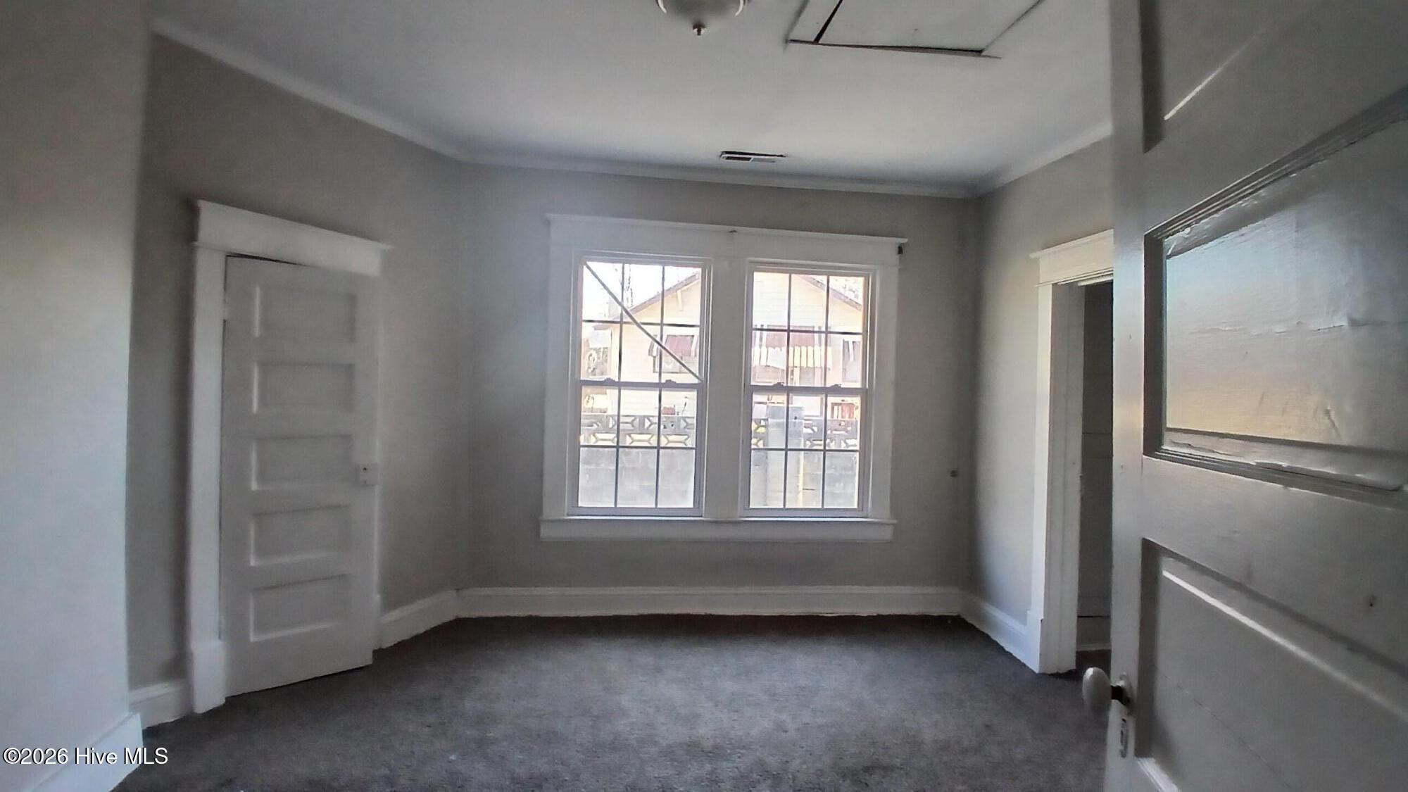 311 Paul Street Property Photo 6