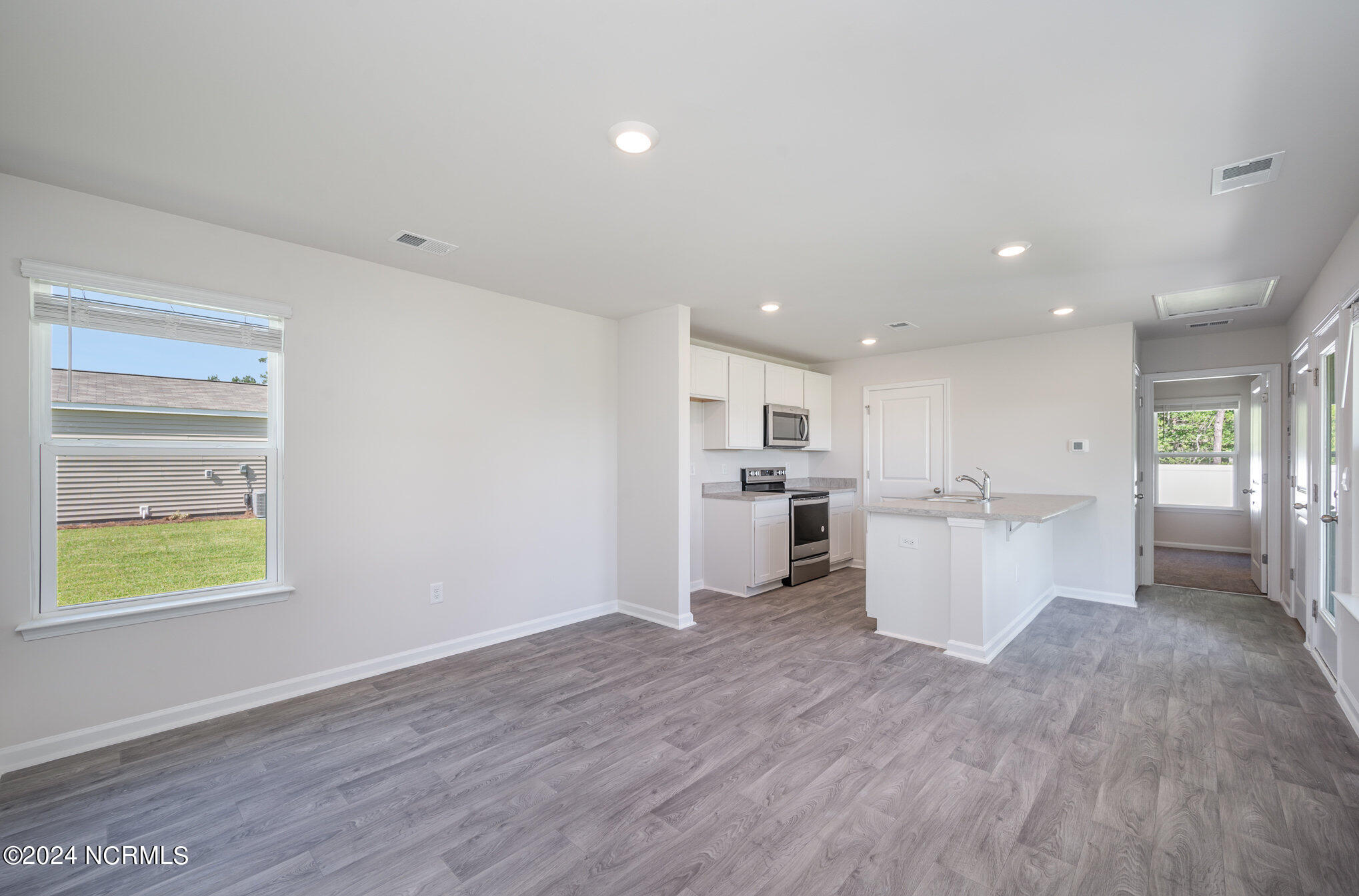 236 Ashworth Drive Property Photo 2