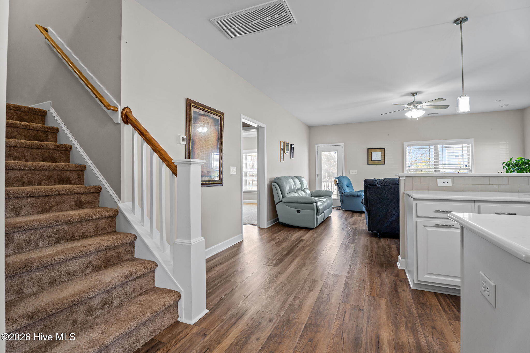 105 Riviera Court Property Photo 9