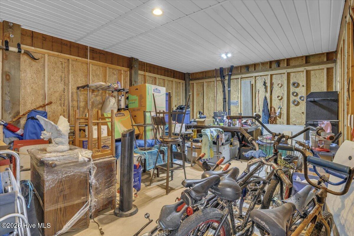 305 Ivy Lane Property Photo 44