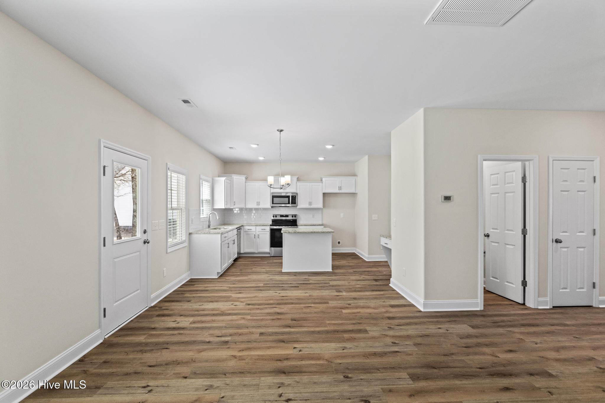120 Rolling Water Lane Property Photo 15