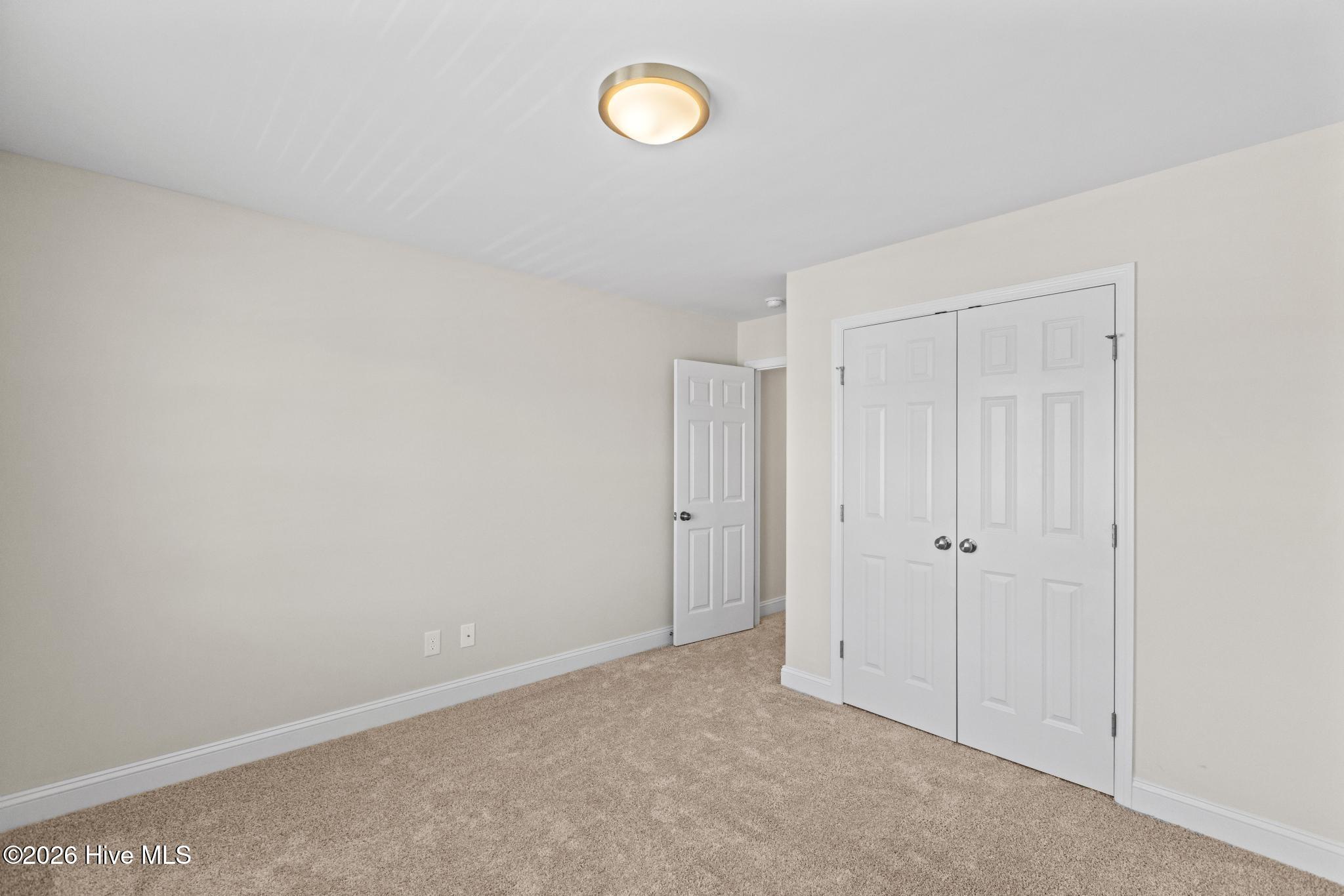 120 Rolling Water Lane Property Photo 22
