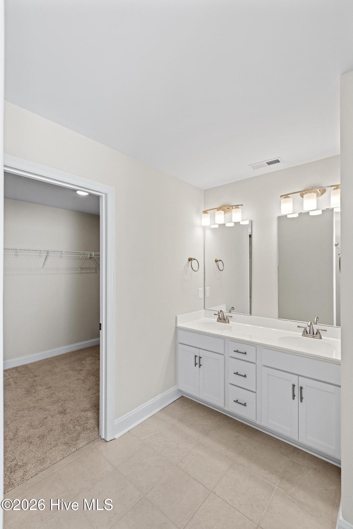 120 Rolling Water Lane Property Photo 31