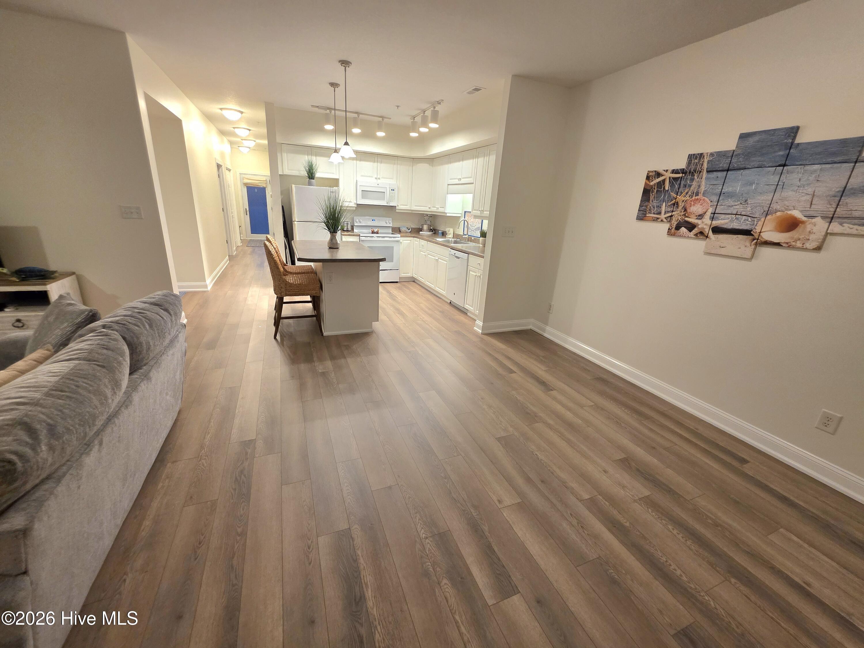 100 Lighthouse Lane D3 Property Photo 15