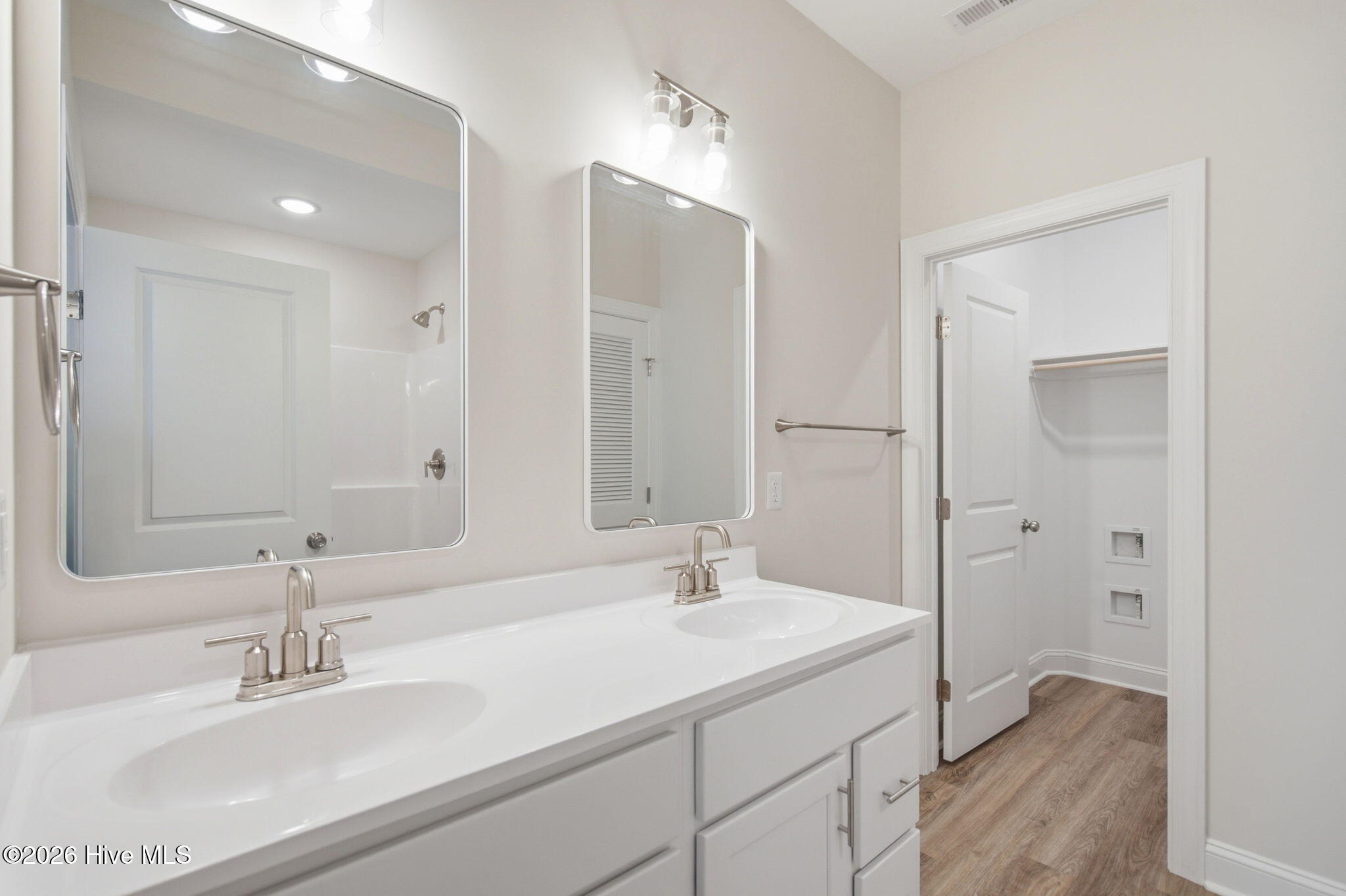 216 Sandy Cove Lane Property Photo 13