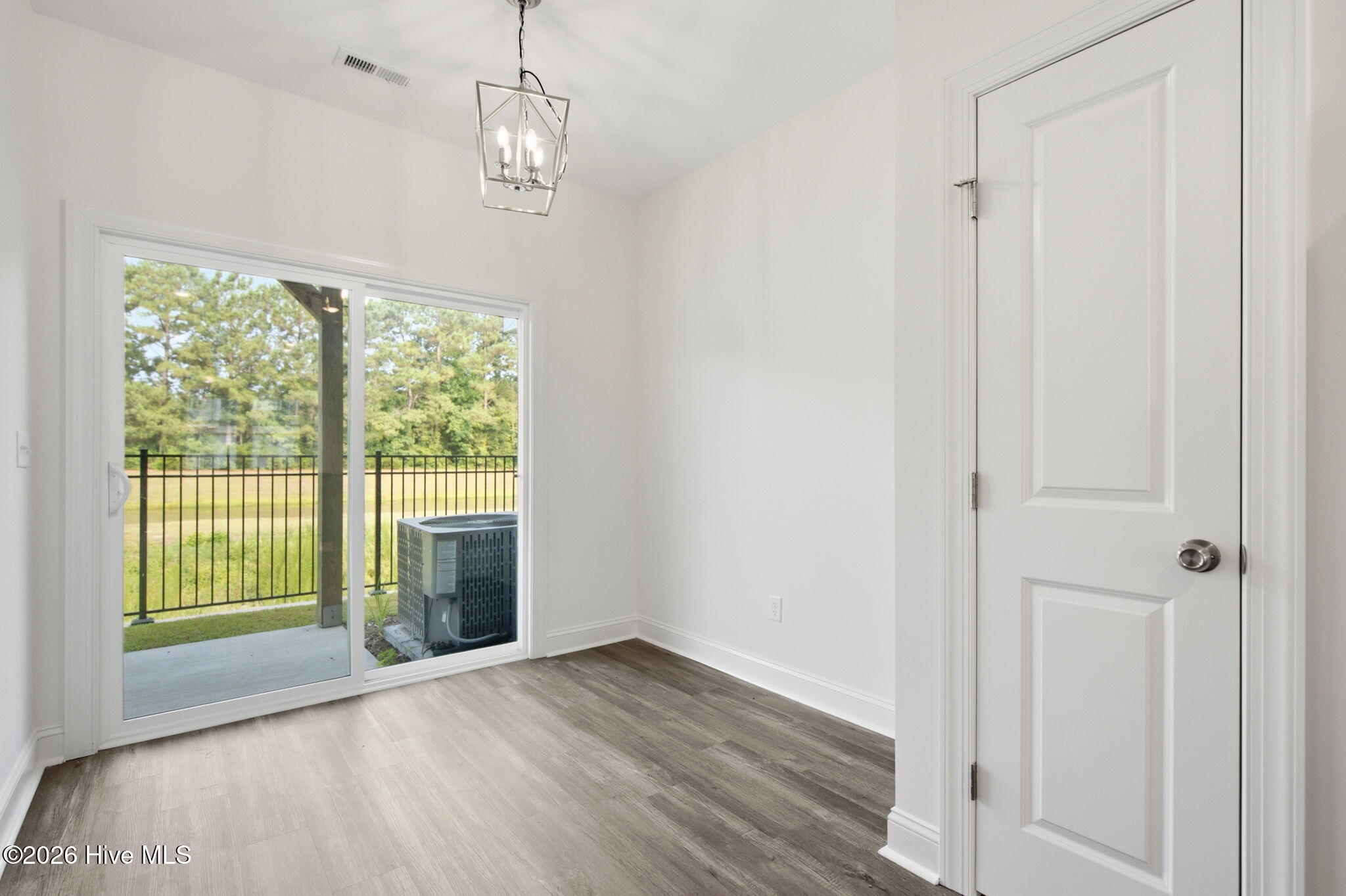 227 Sandy Cove Lane Property Photo 11