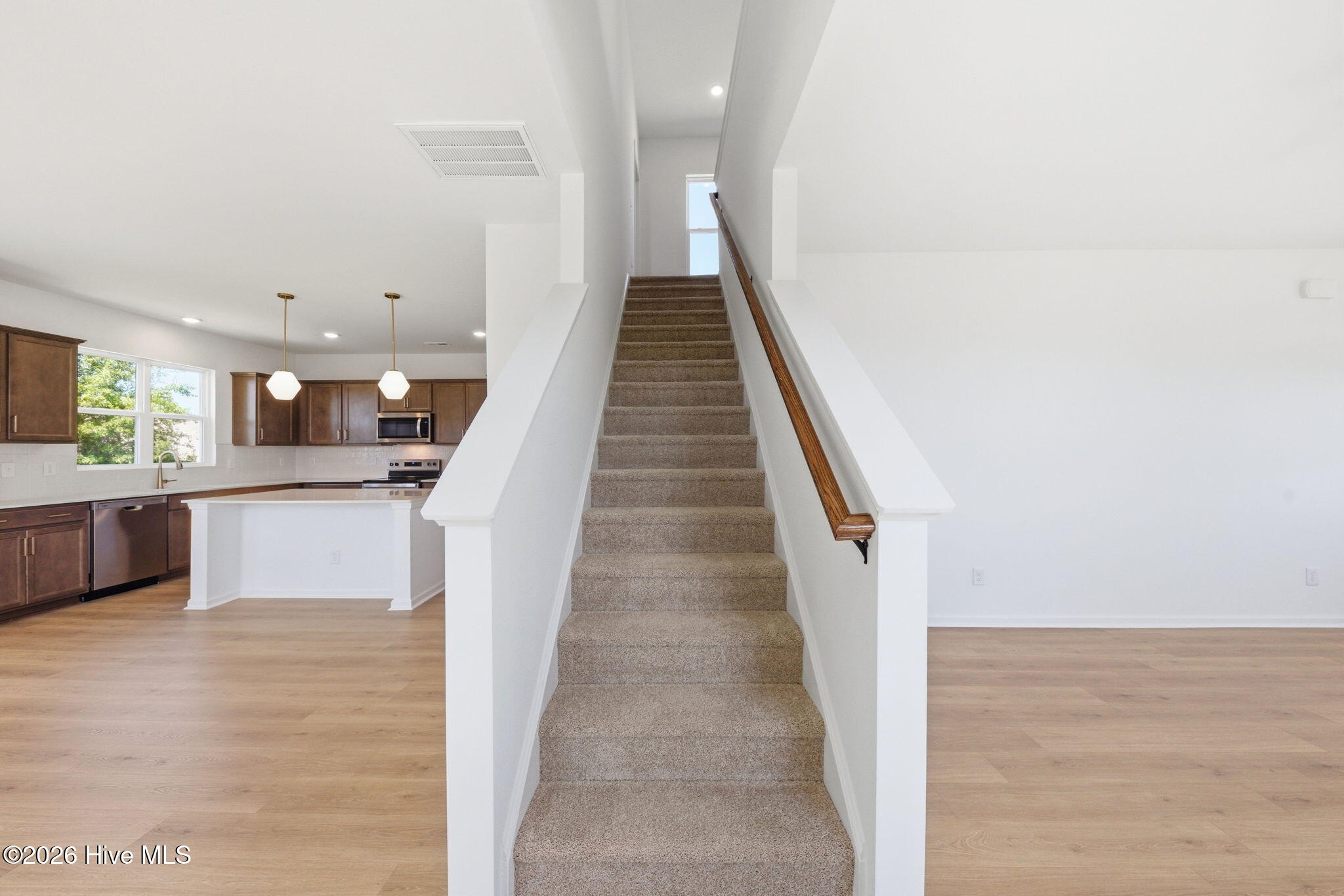 869 Tyers Road #240 Property Photo 6