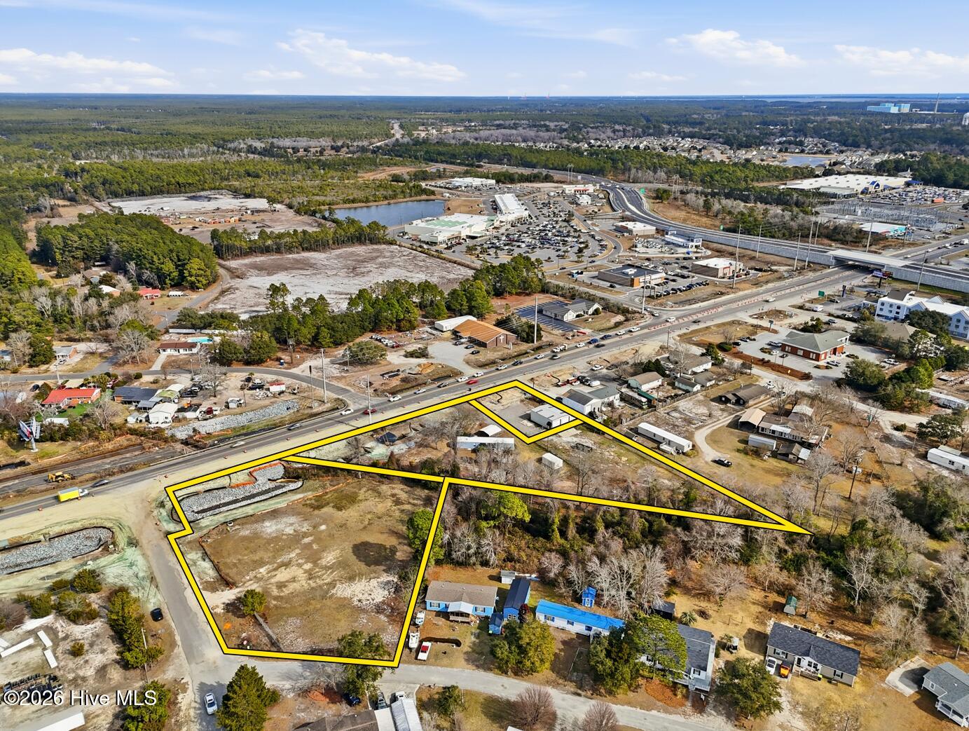 4911 Southport Supply Road SE Property Photo 1