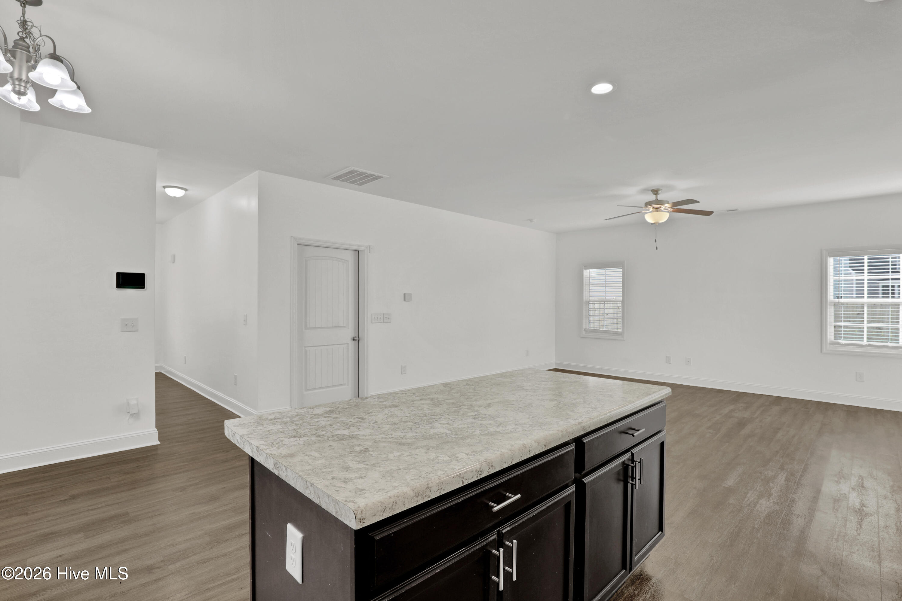 512 Everett Glades Property Photo 16