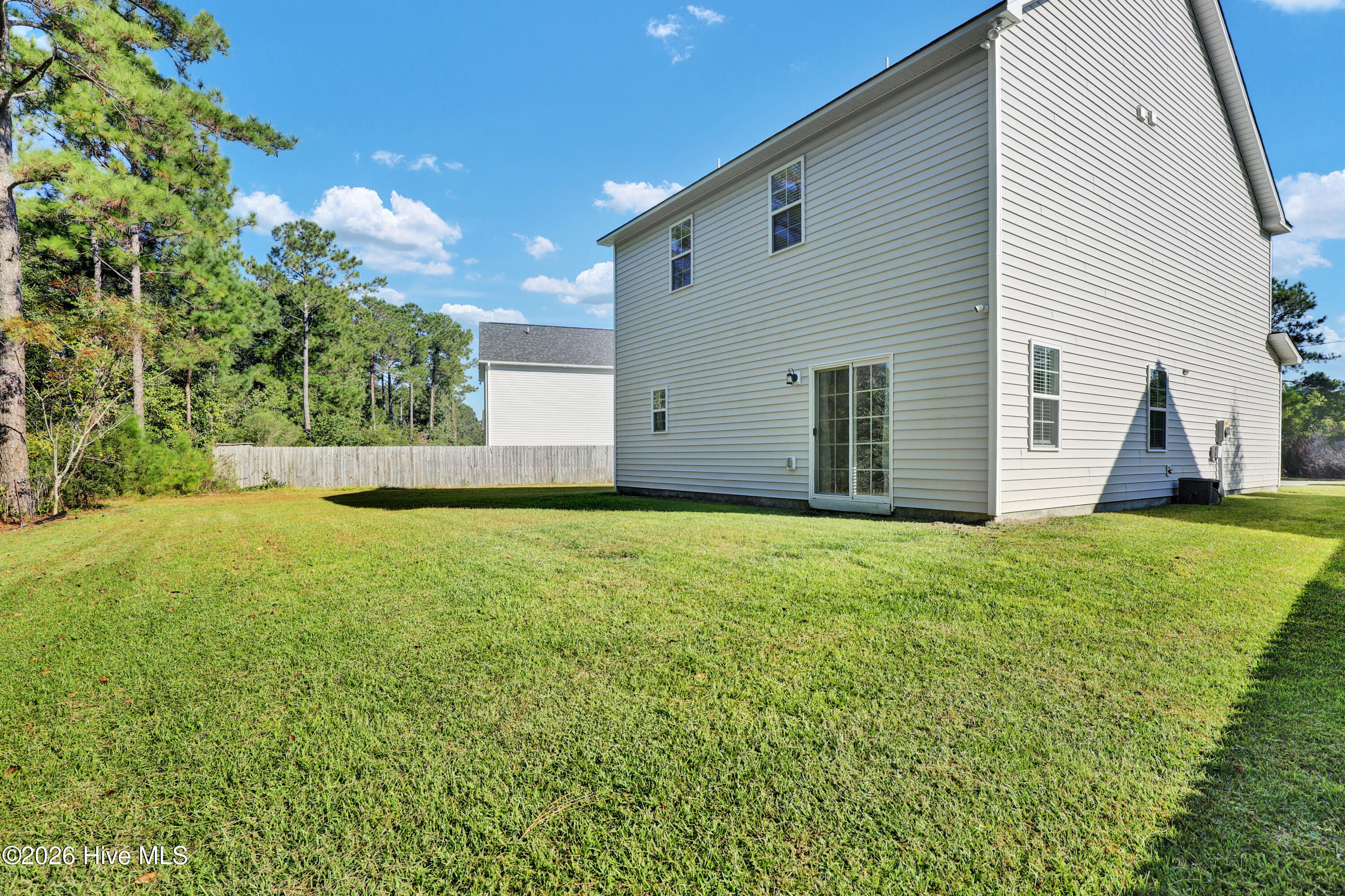 512 Everett Glades Property Photo 31