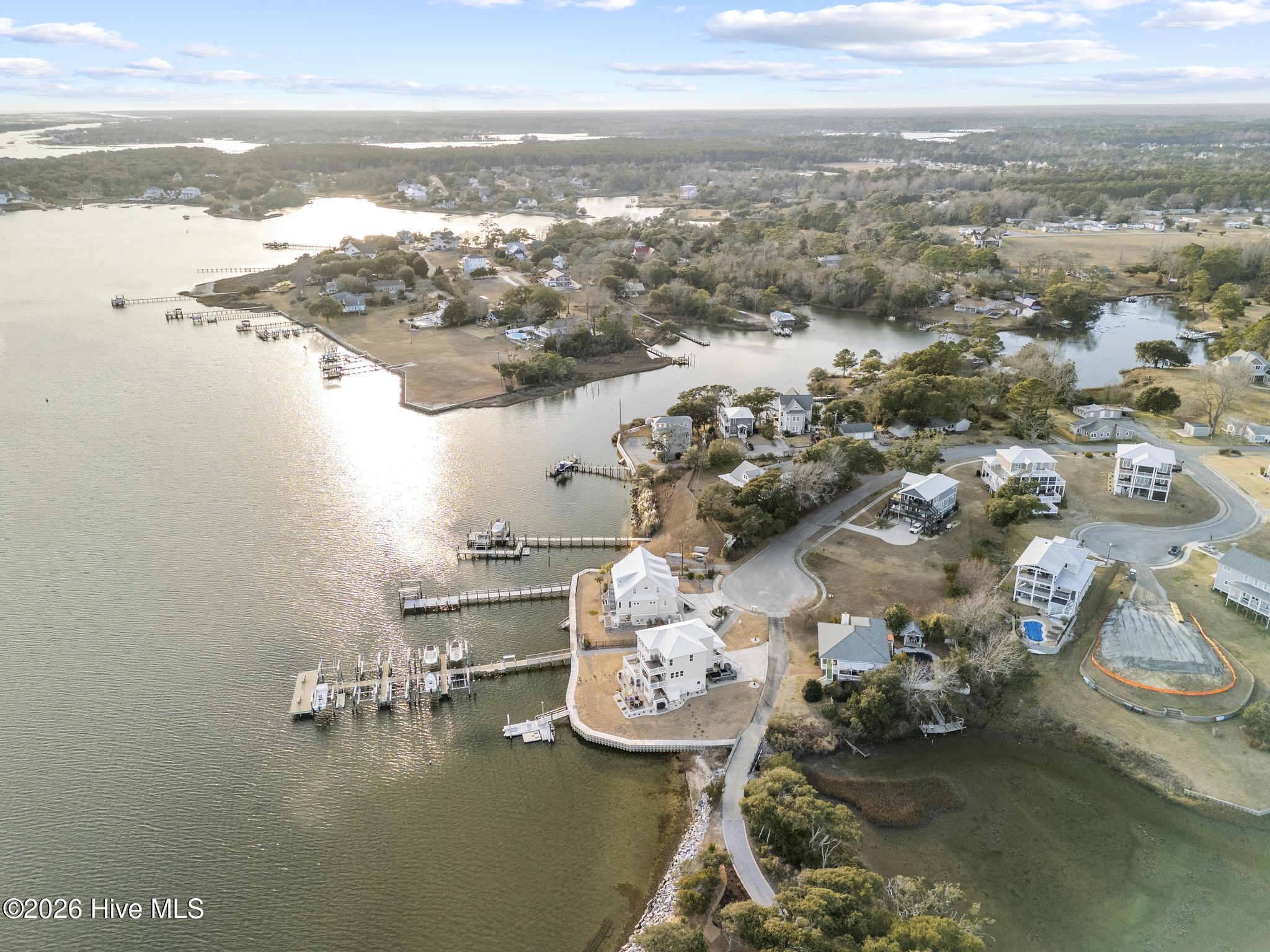 221 Deer Island Road Property Photo 8