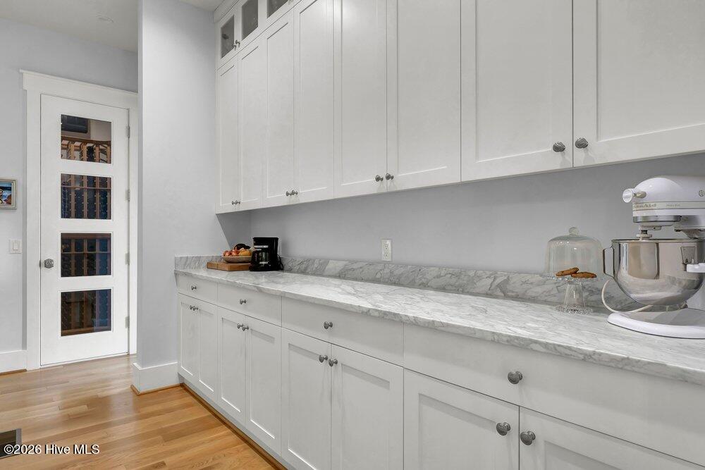 2322 Scotts Hill Loop Road Property Photo 16