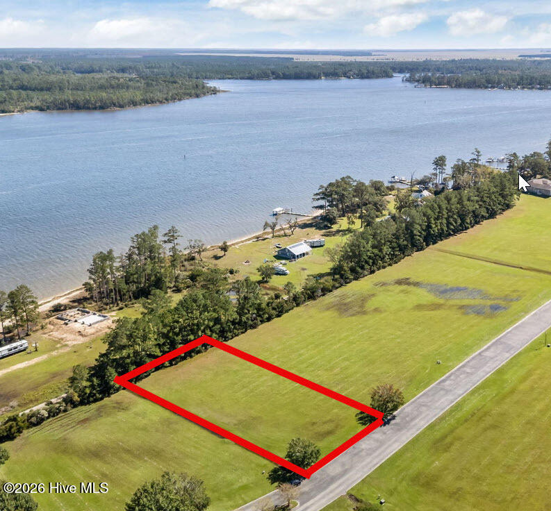 103 26 Waterway Drive Property Photo 4