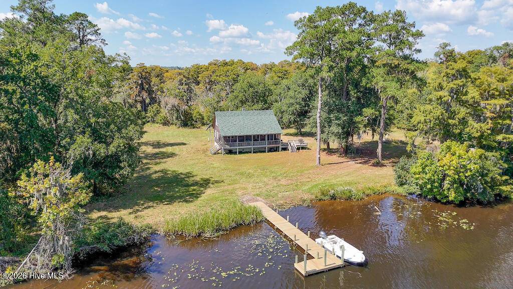 100 Hog Island Property Photo 1