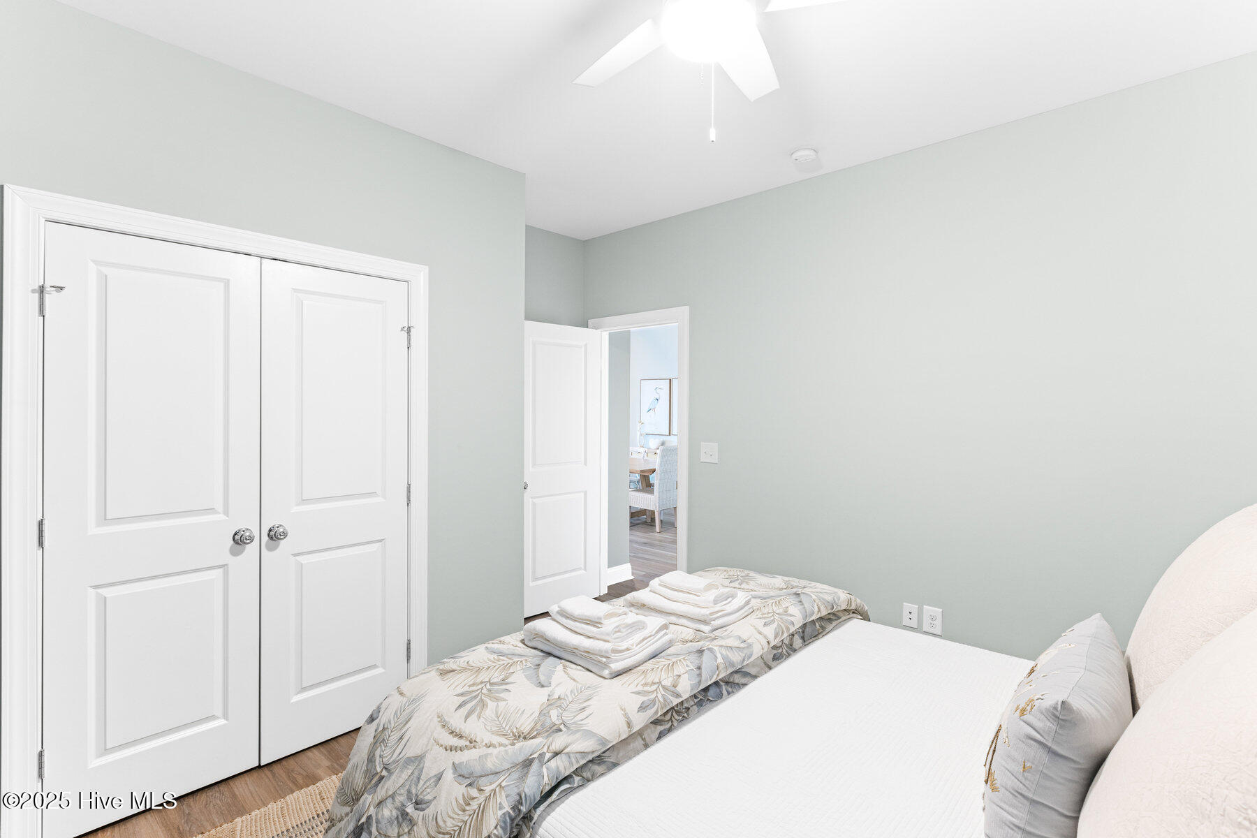 822 S Topsail Drive B Property Photo 37