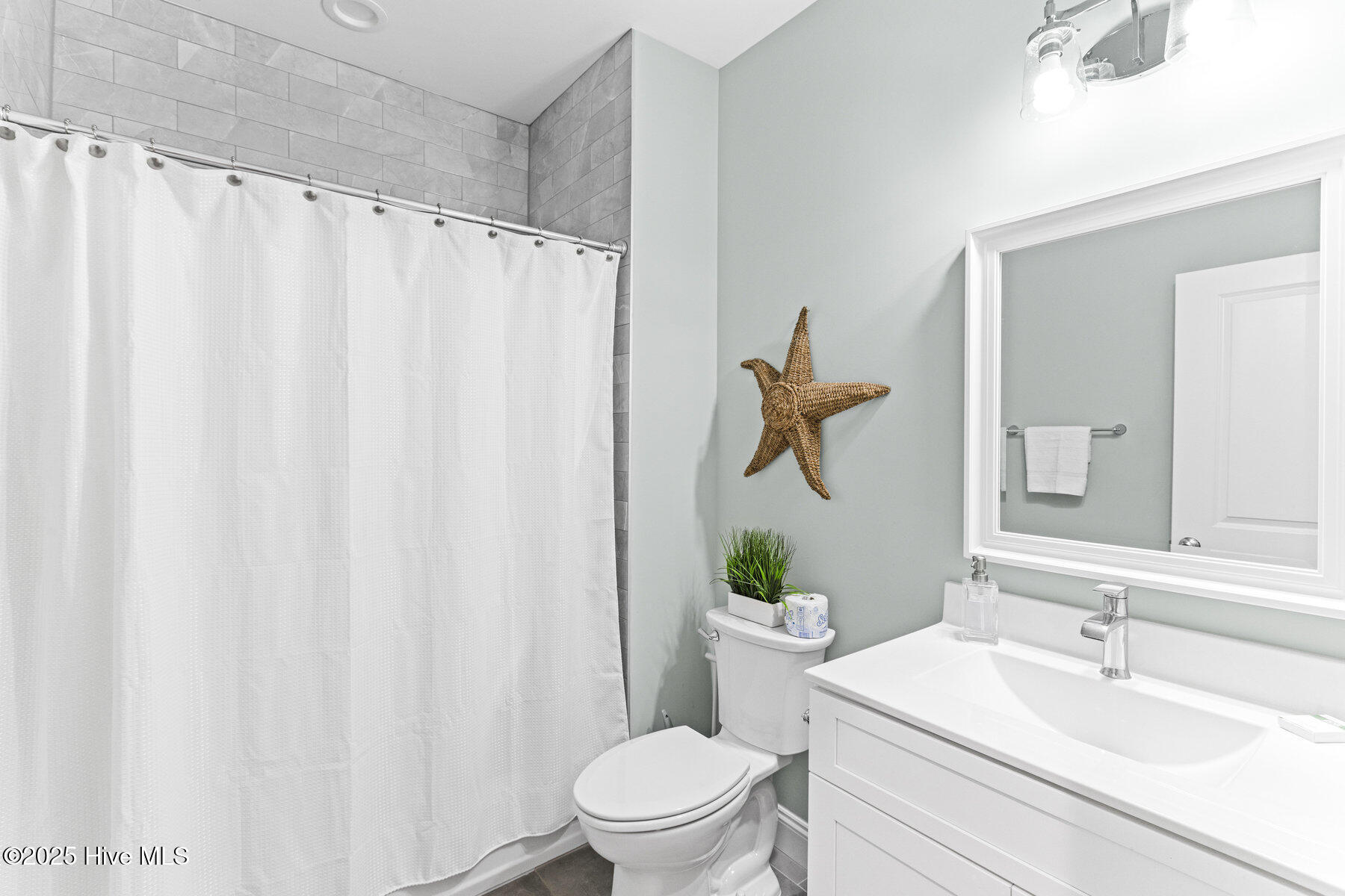 822 S Topsail Drive B Property Photo 44