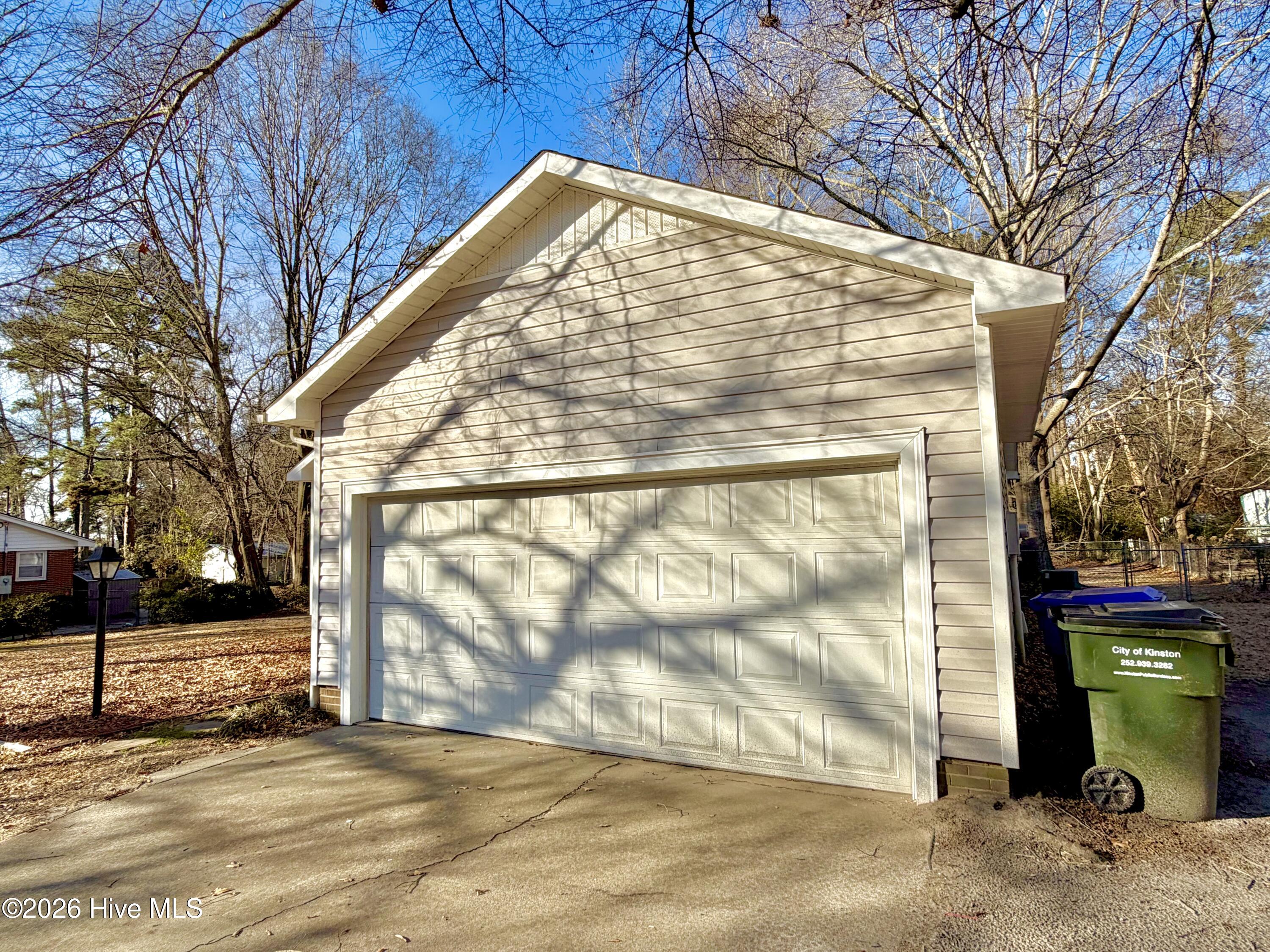 1596 Hwy 258 N Property Photo 4