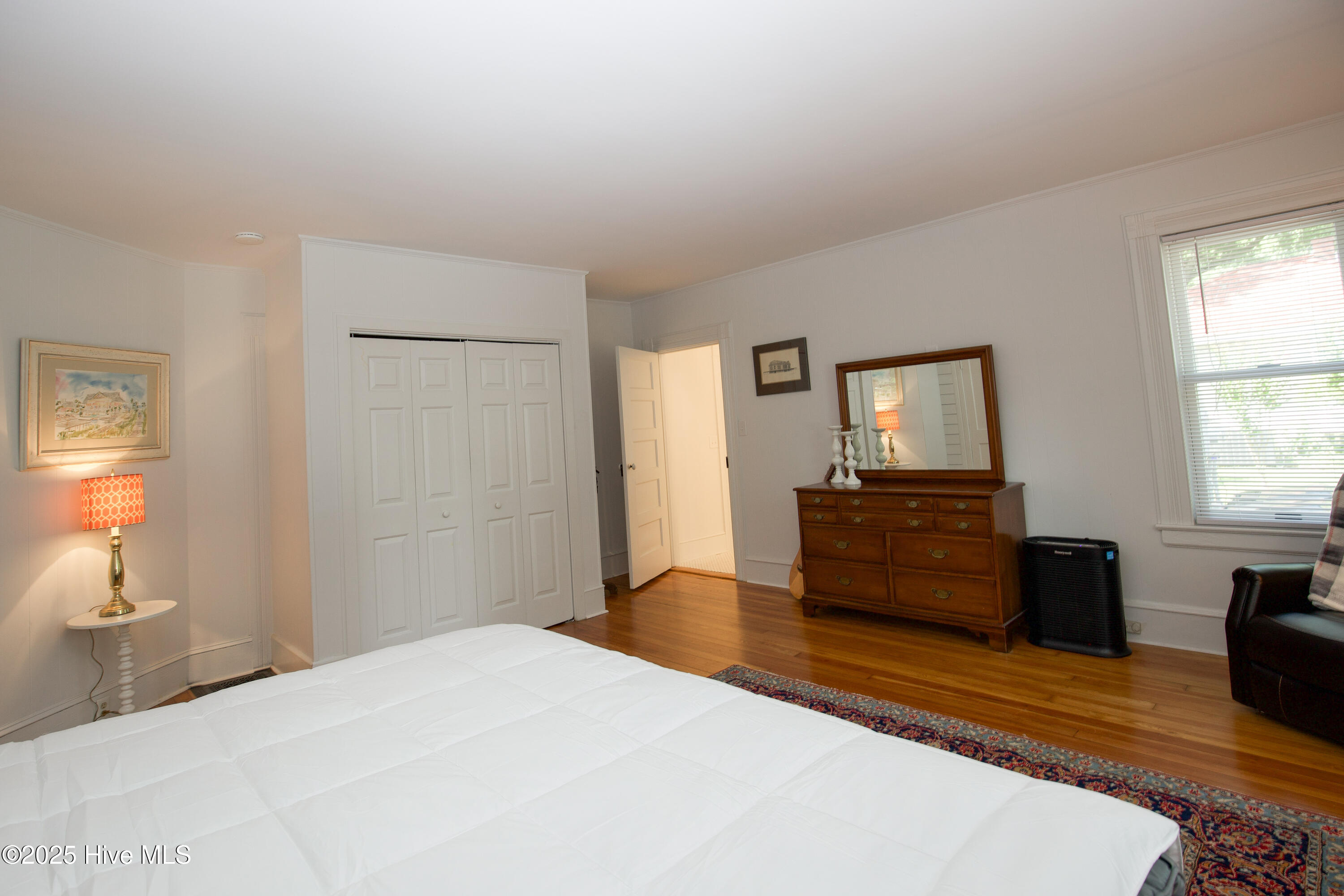 280 W Connecticut Avenue Property Photo 33