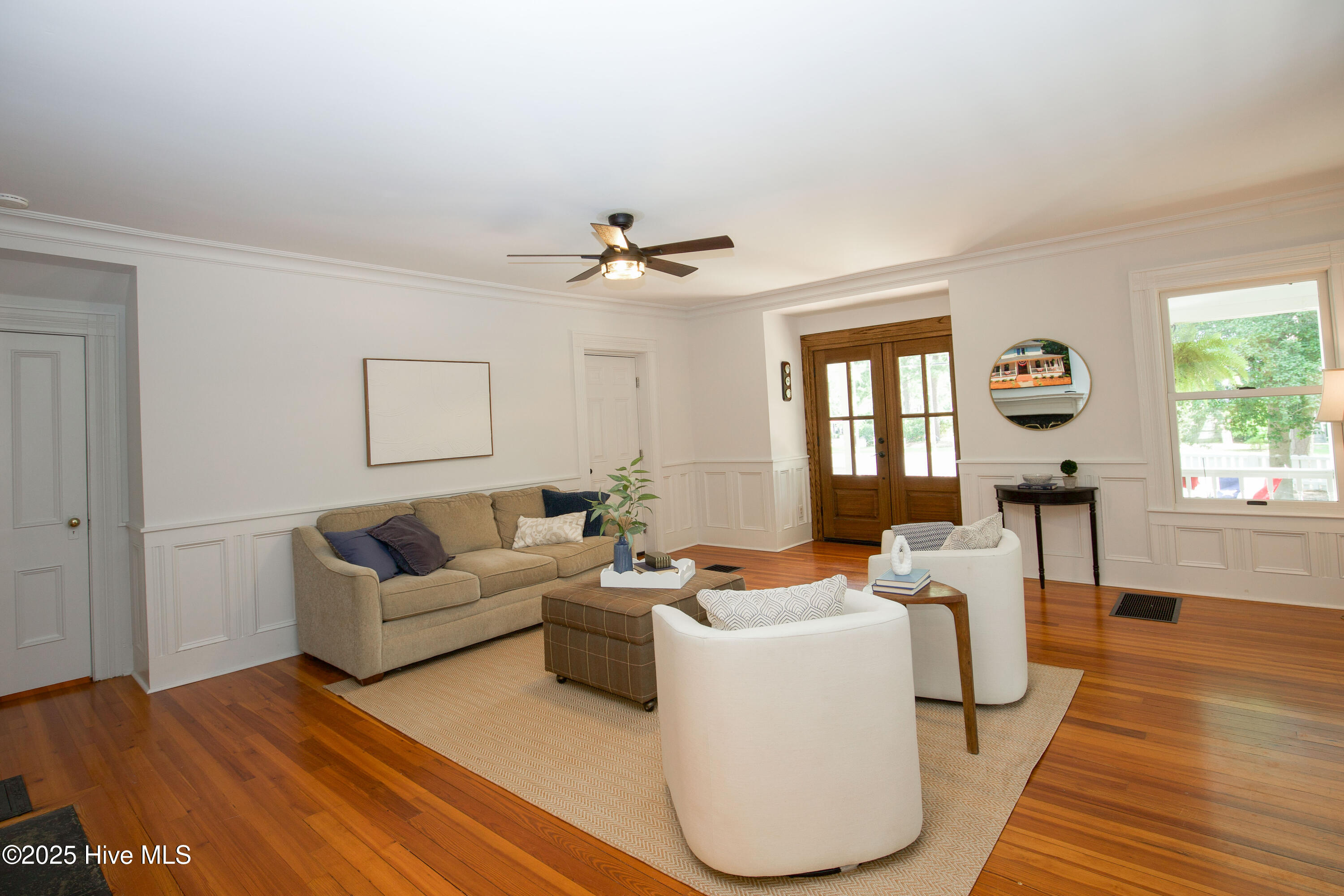 280 W Connecticut Avenue Property Photo 77