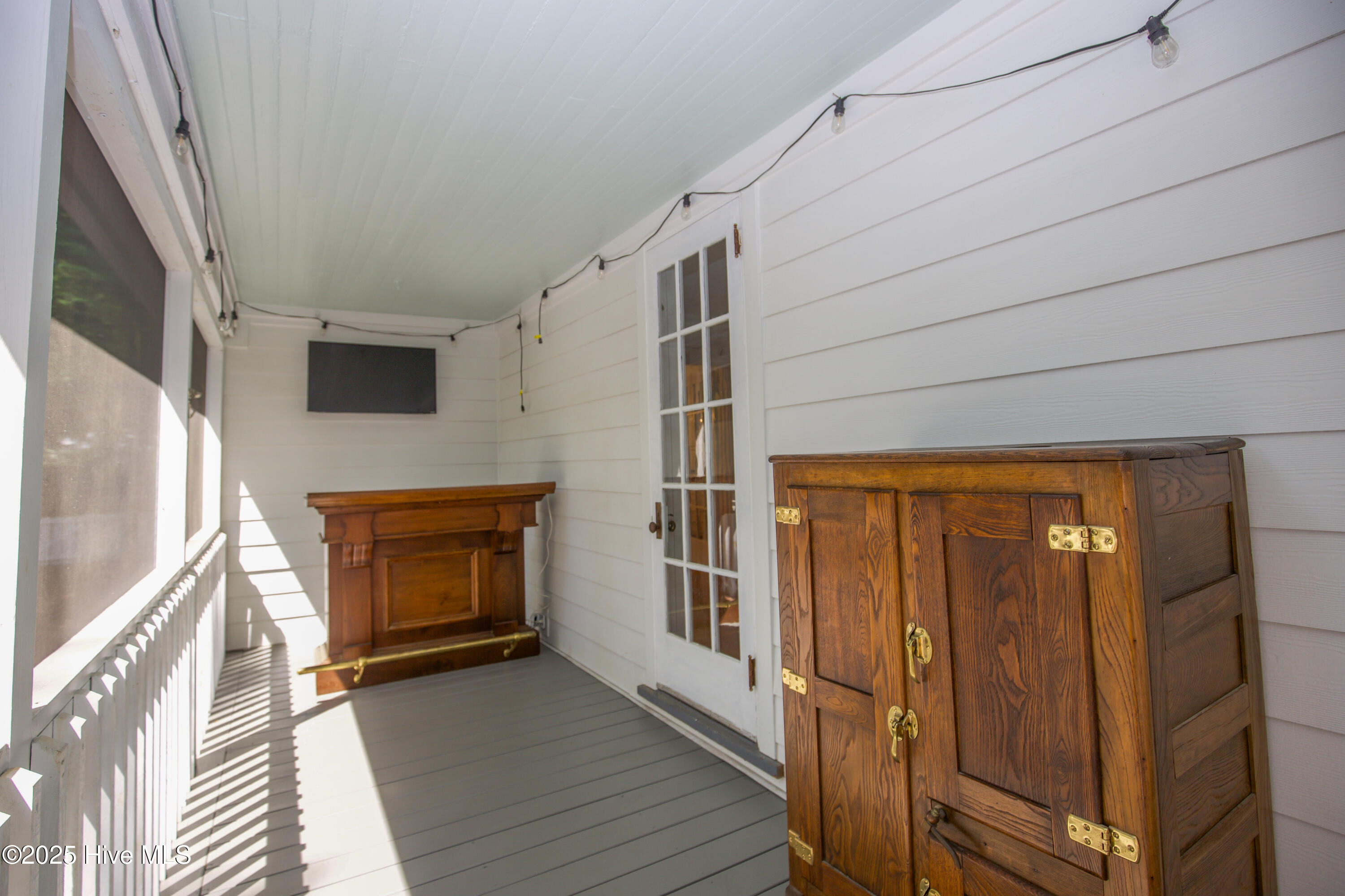 280 W Connecticut Avenue Property Photo 84