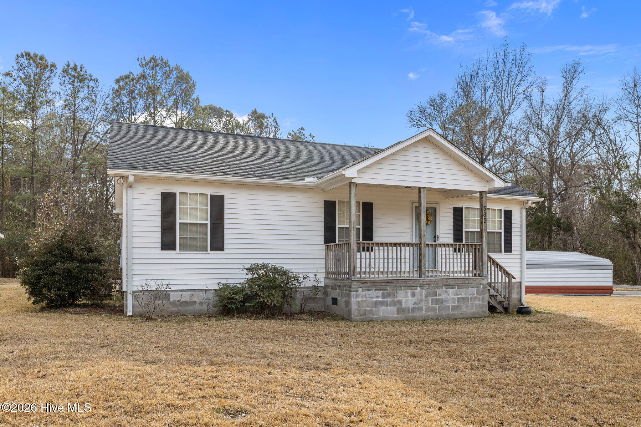 585 Roberts Road Property Photo 5
