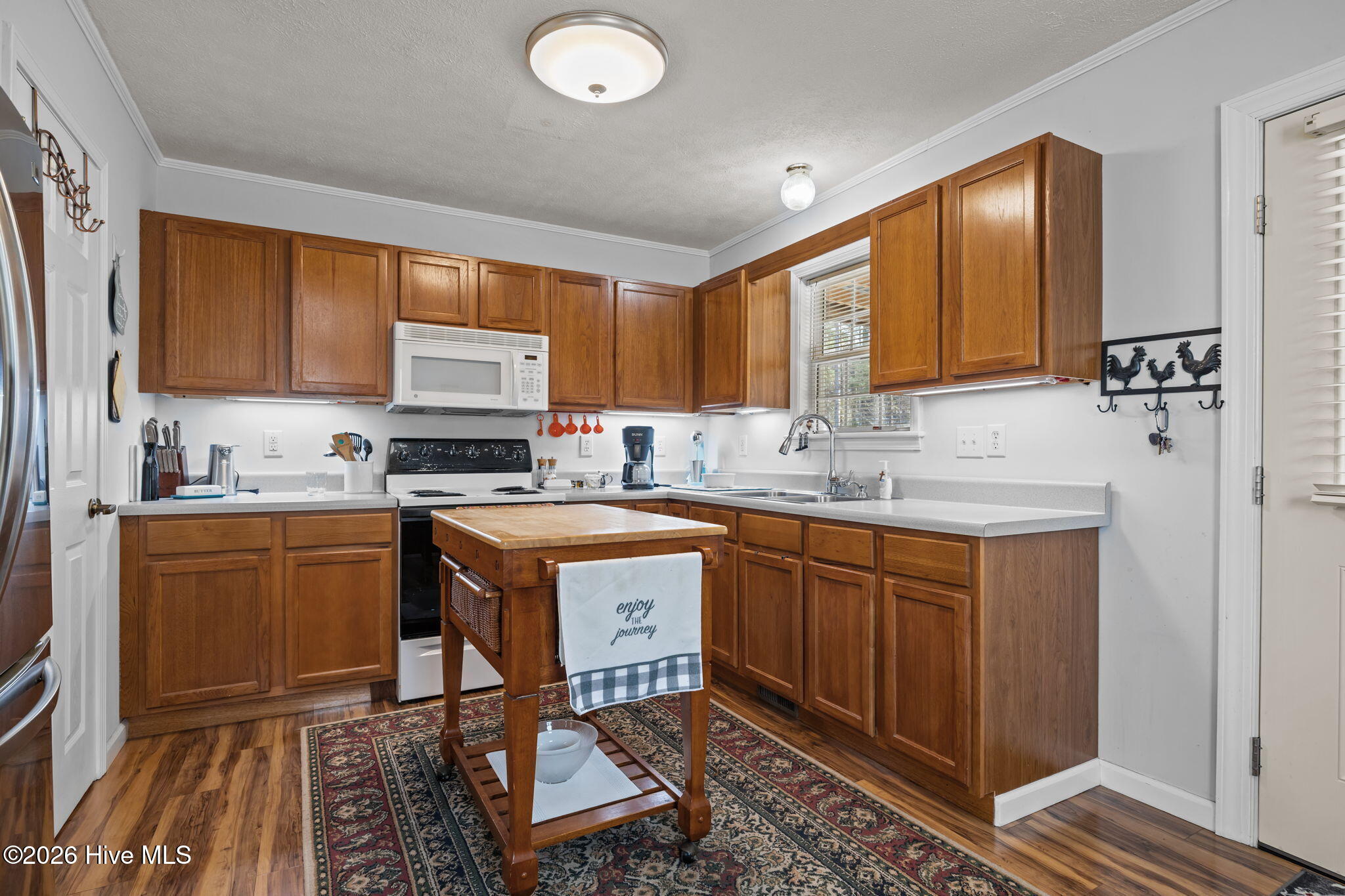 585 Roberts Road Property Photo 9