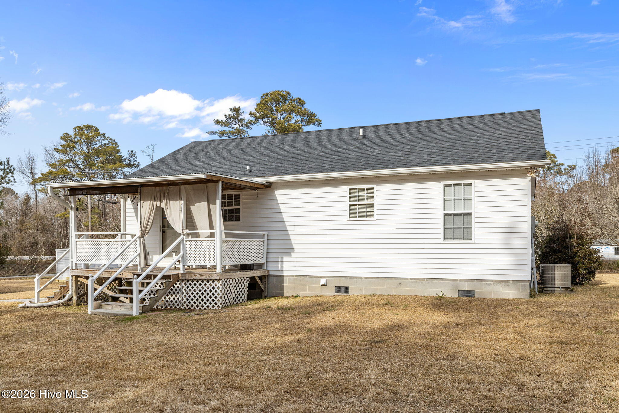 585 Roberts Road Property Photo 27
