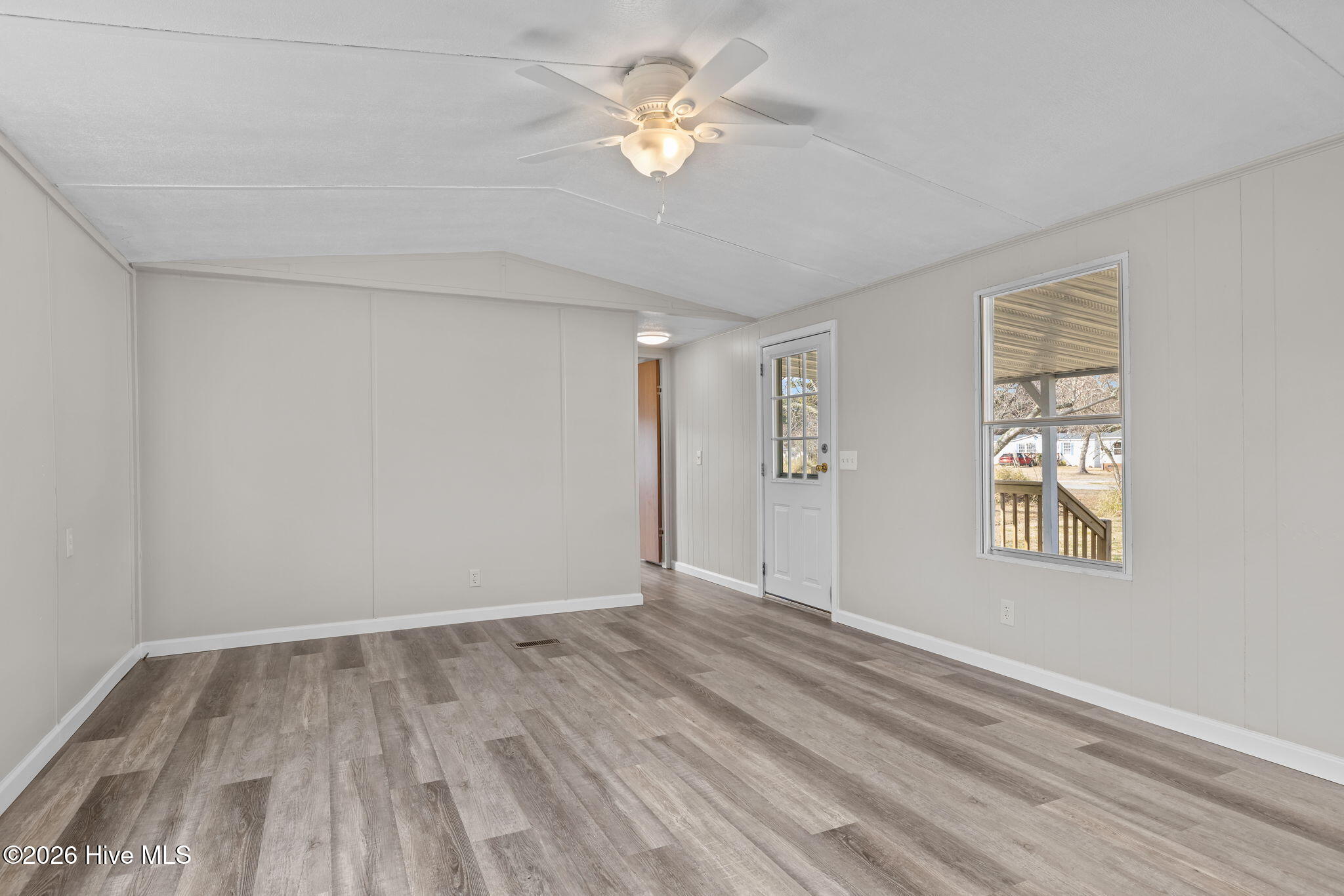 670 Straits Road Property Photo 17