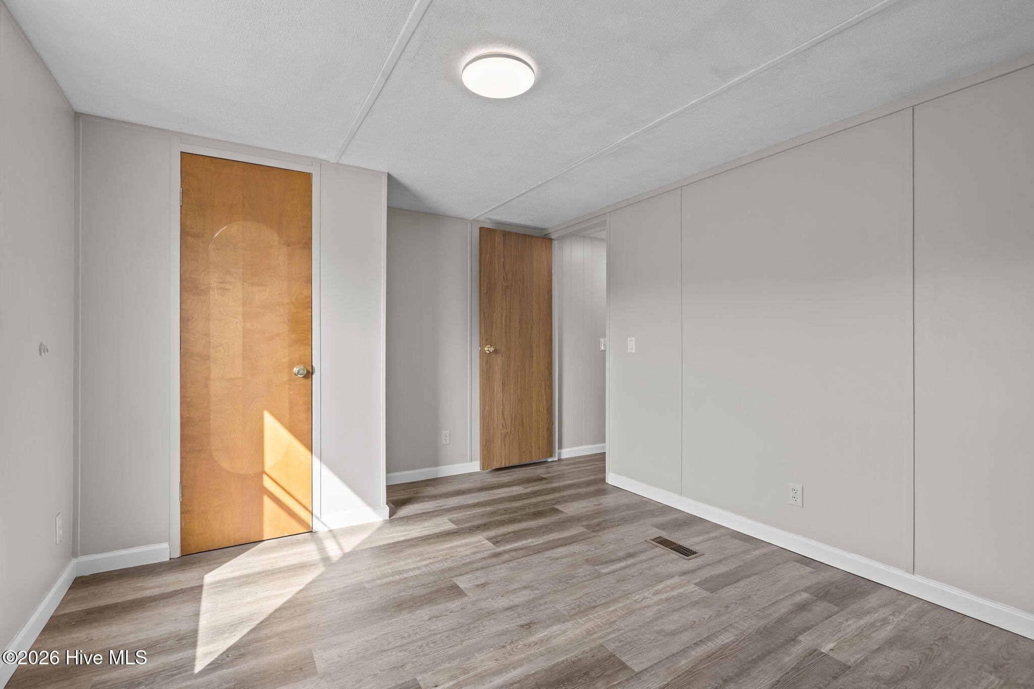 670 Straits Road Property Photo 23