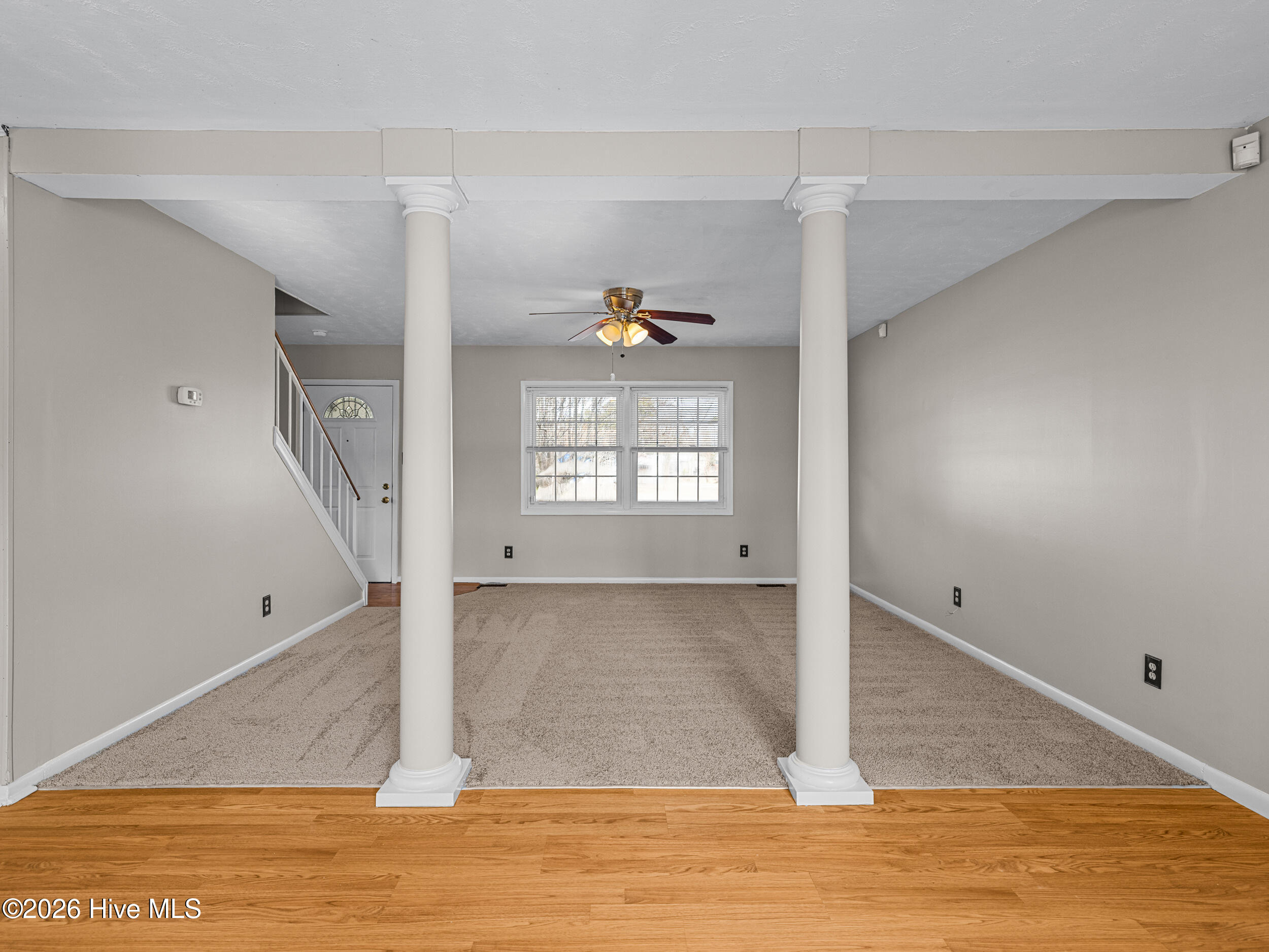 422 Thomas Drive Property Photo 12