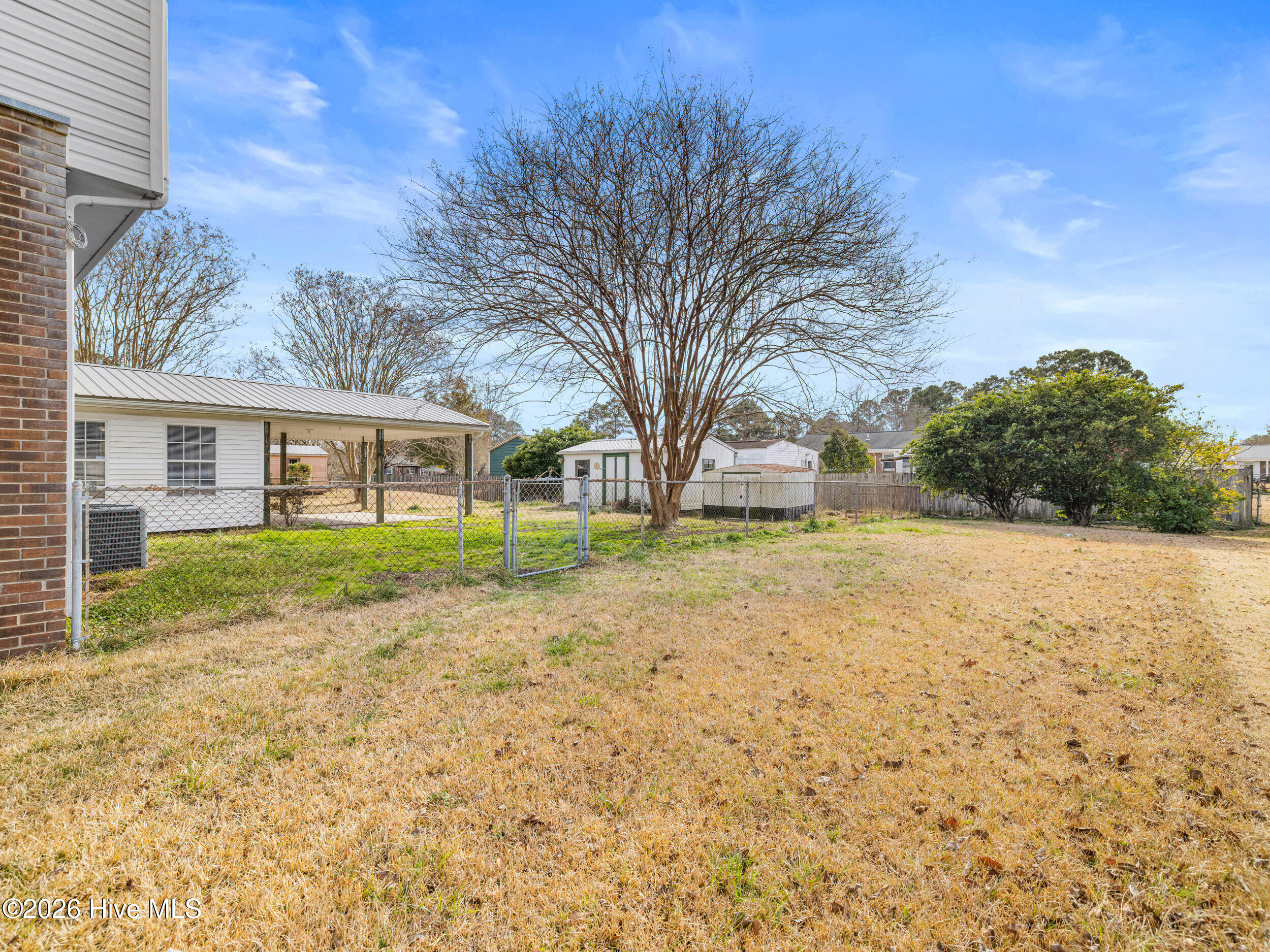 422 Thomas Drive Property Photo 42