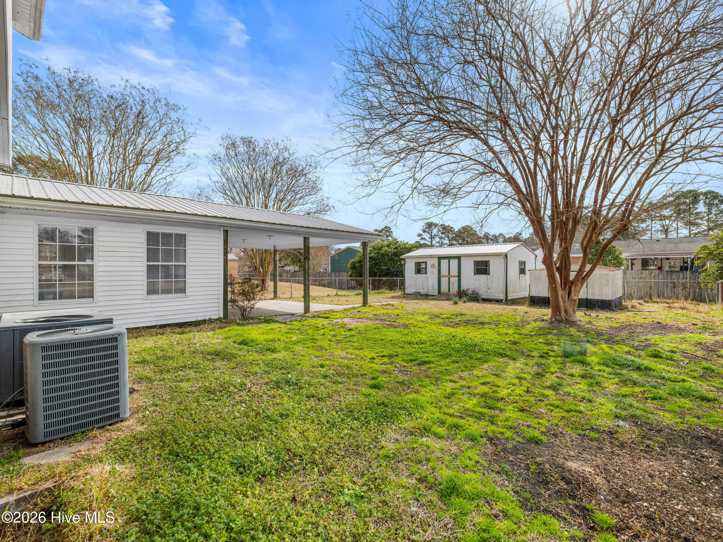 422 Thomas Drive Property Photo 45