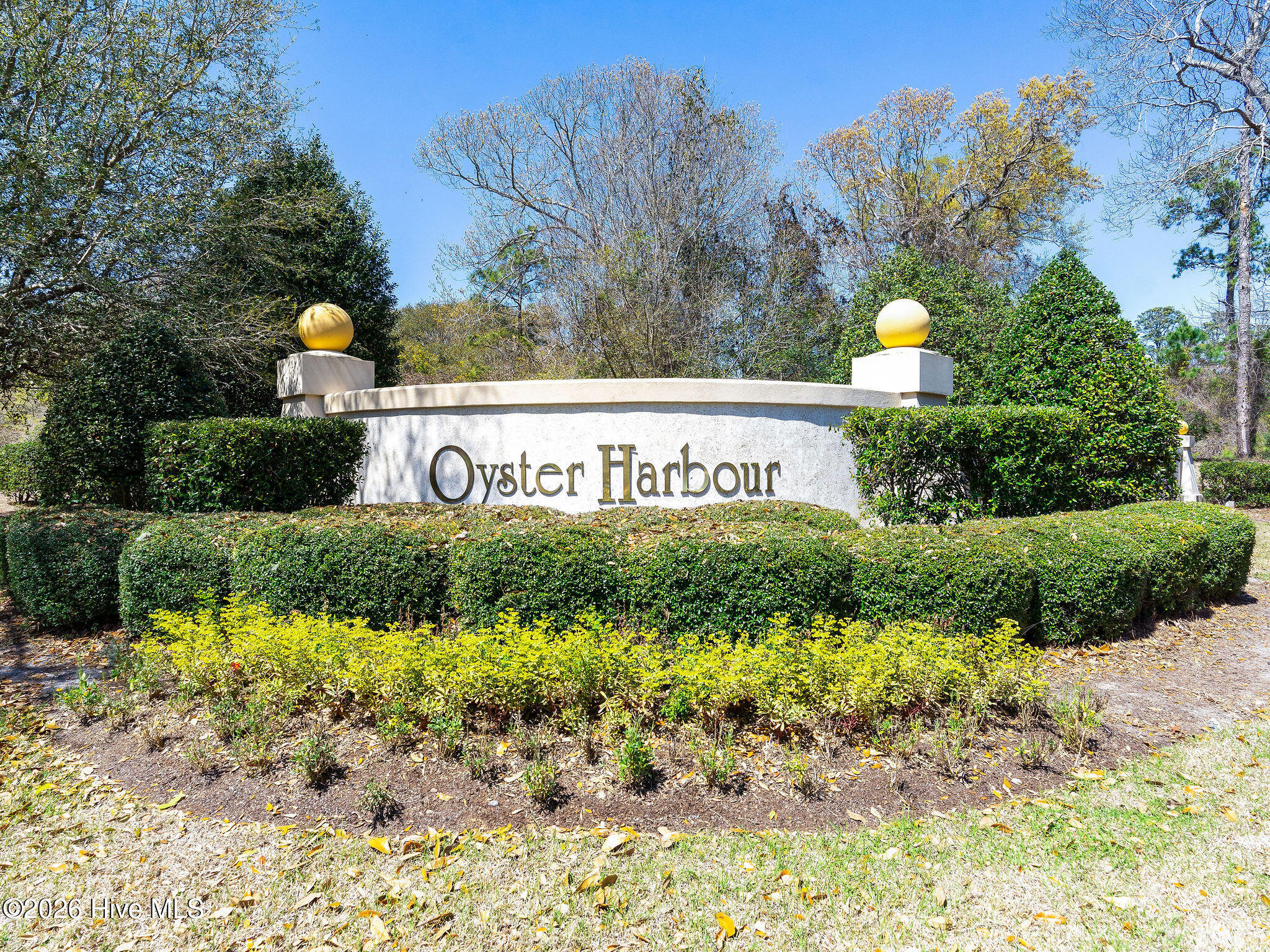 3345 430 Stone Crab Court Sw Property Photo 4