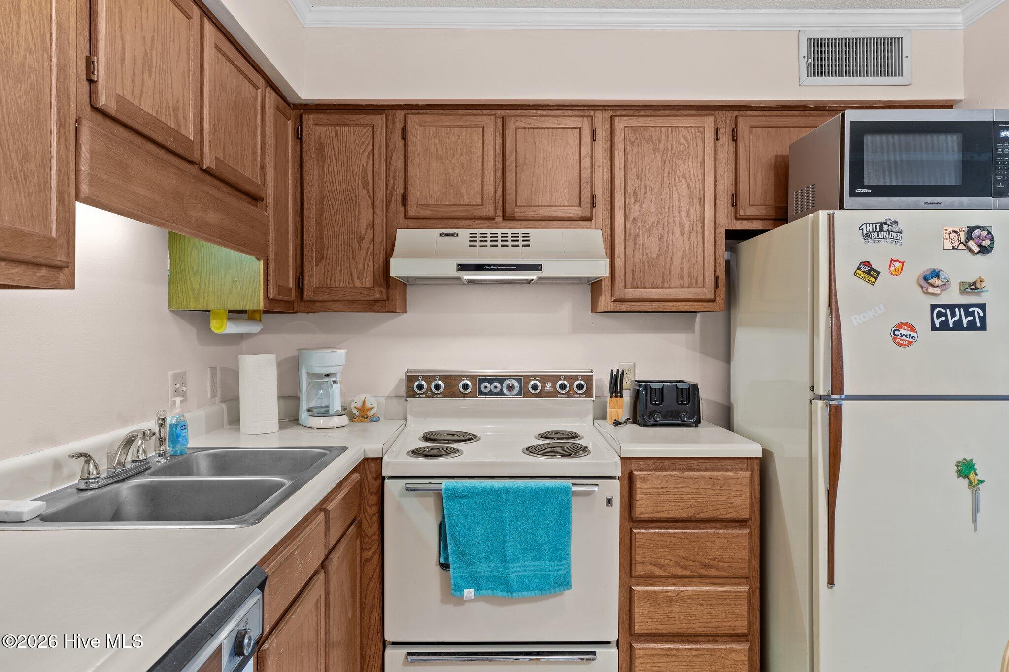 1404 Canal Drive 14 Property Photo 7