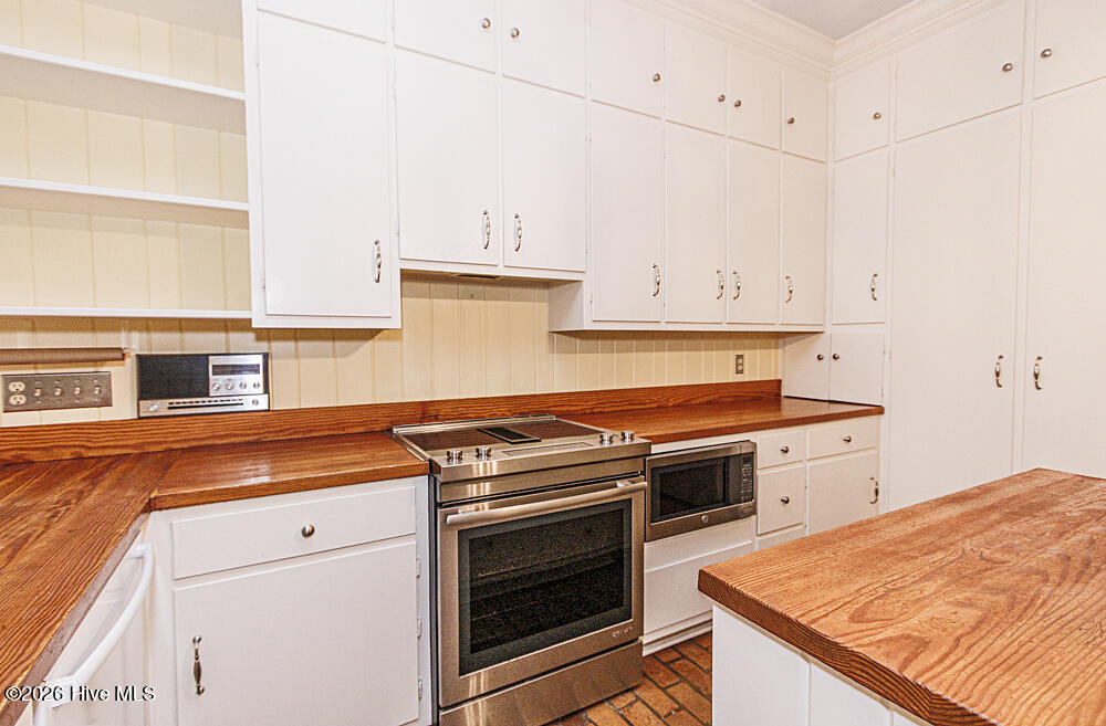108 Candle Court Property Photo 38