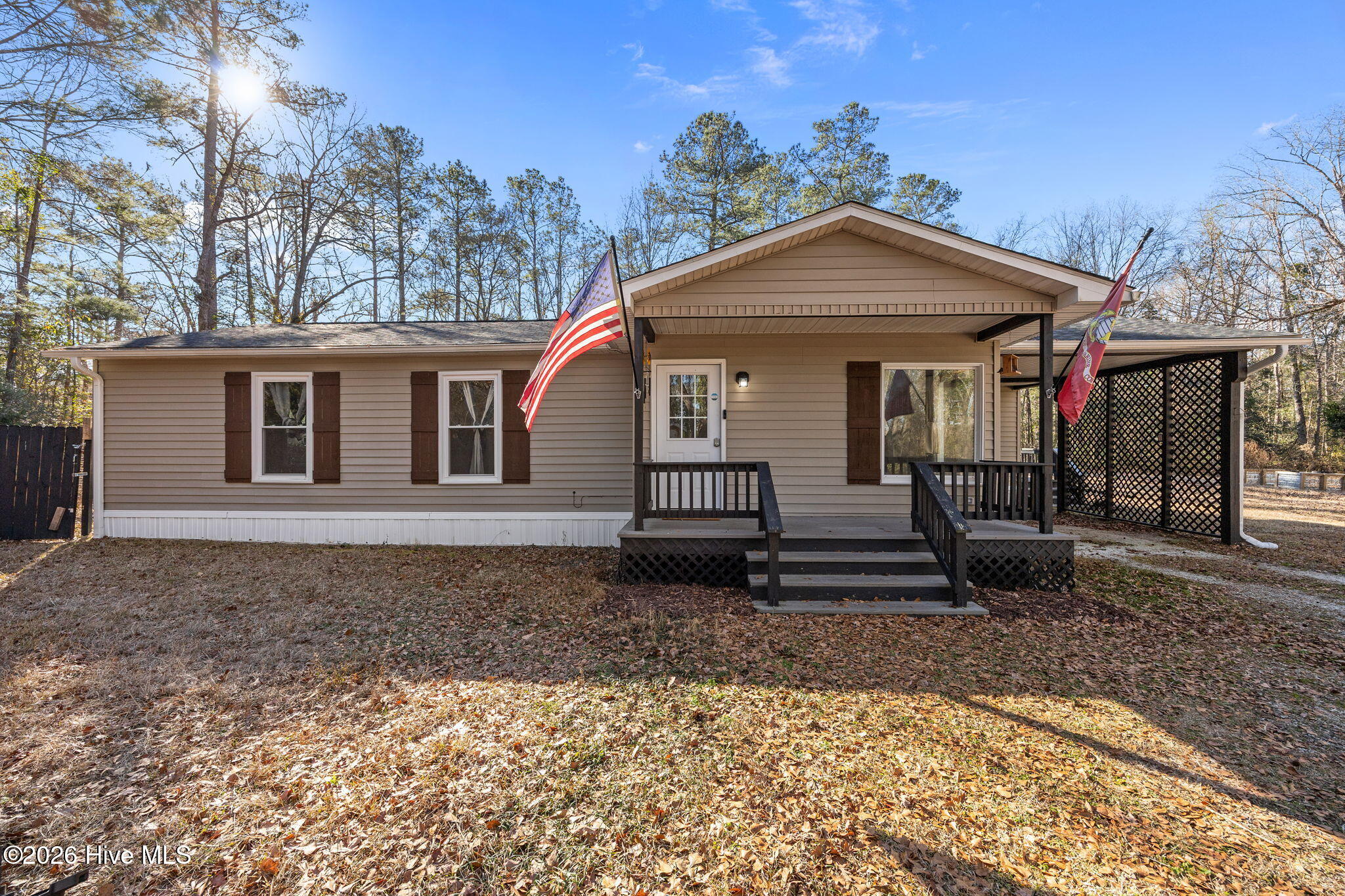 9925 Nc Highway 53 E Property Photo 1