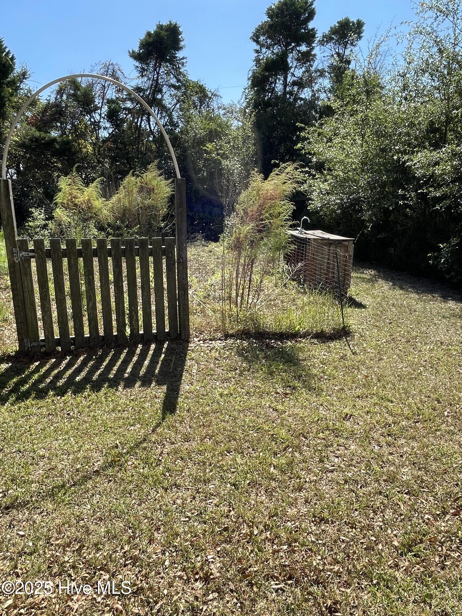 6 6 Property Photo 36