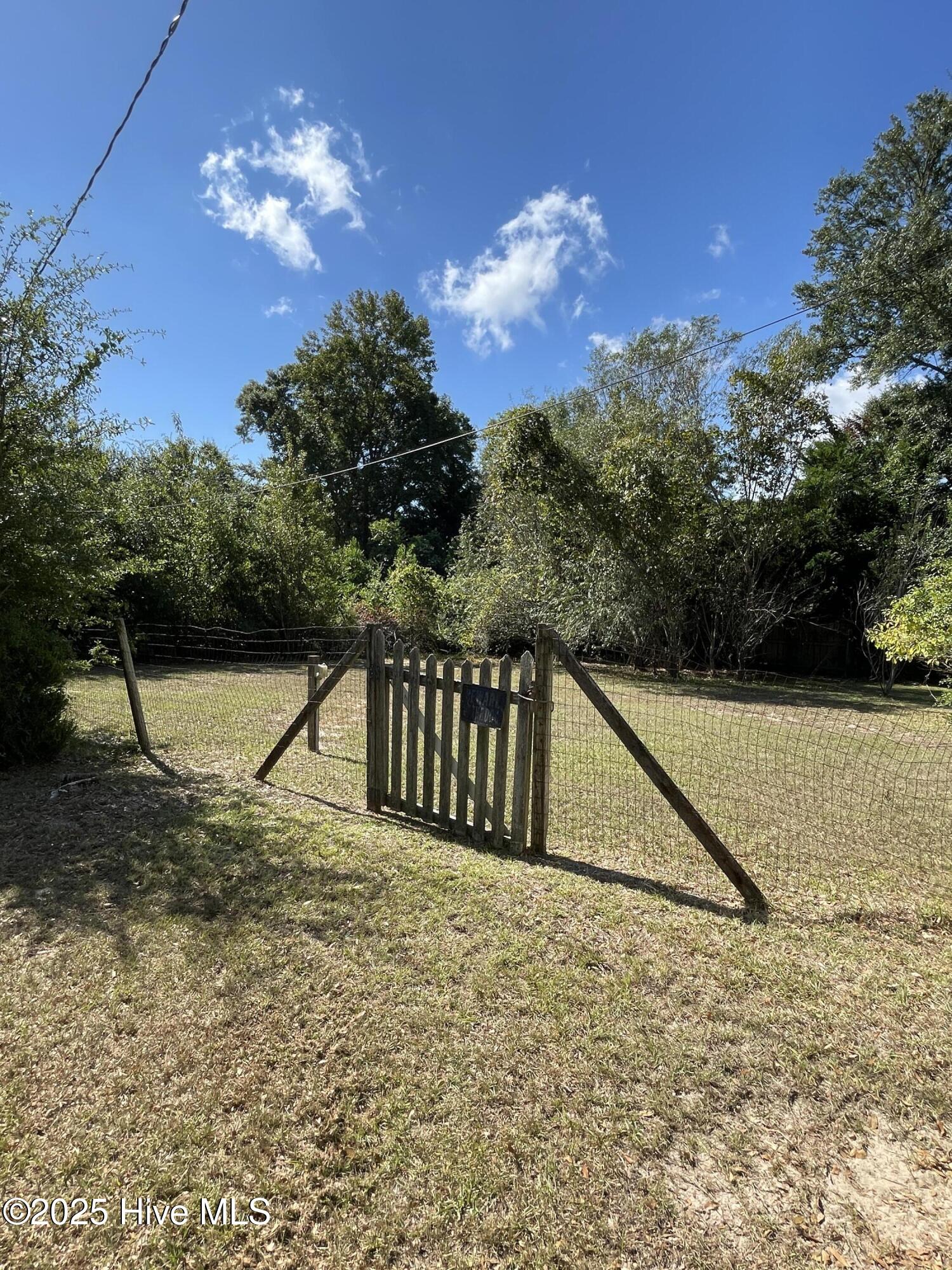 6 6 Property Photo 38