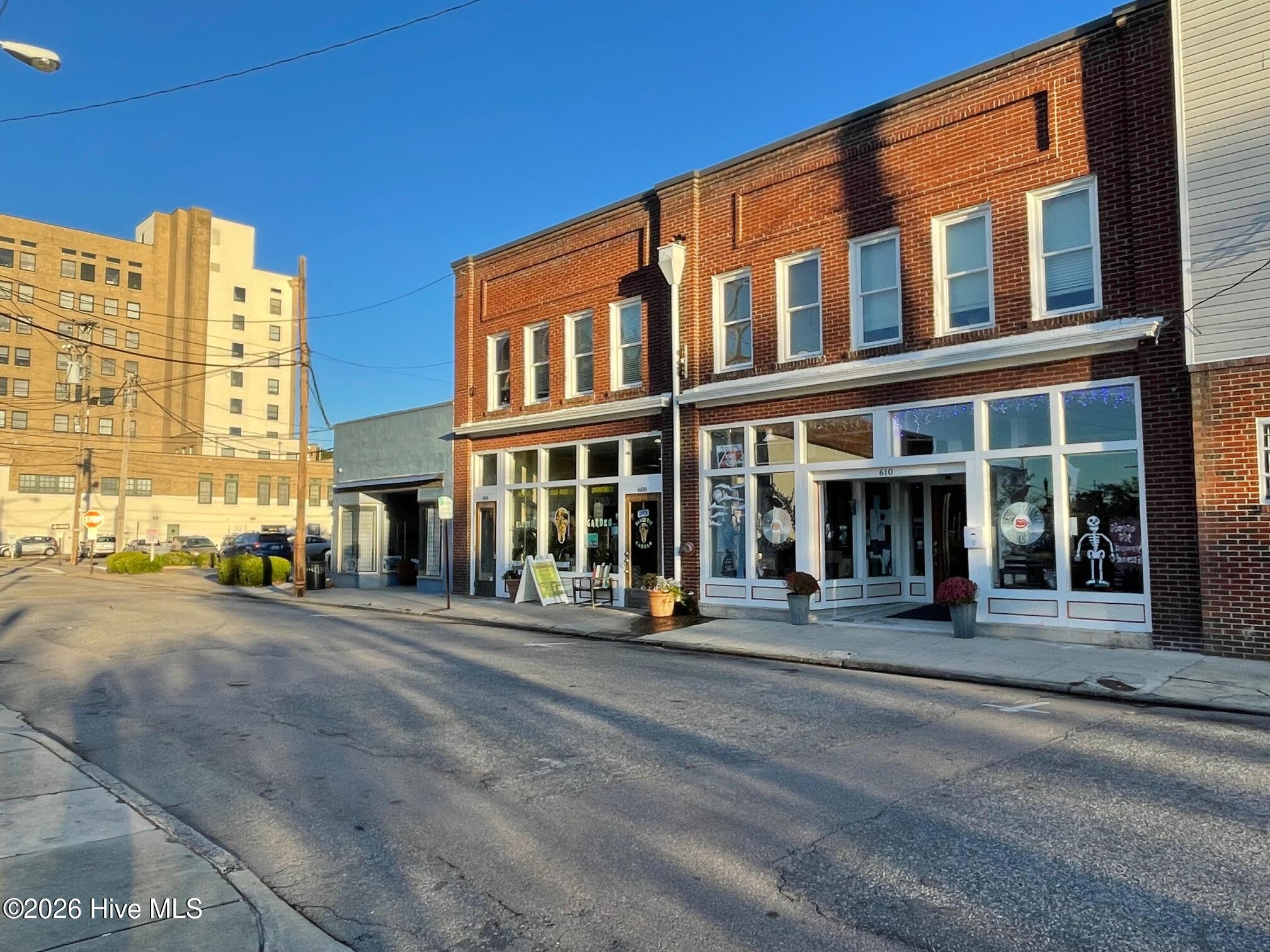 610 E Fearing Street Property Photo 1
